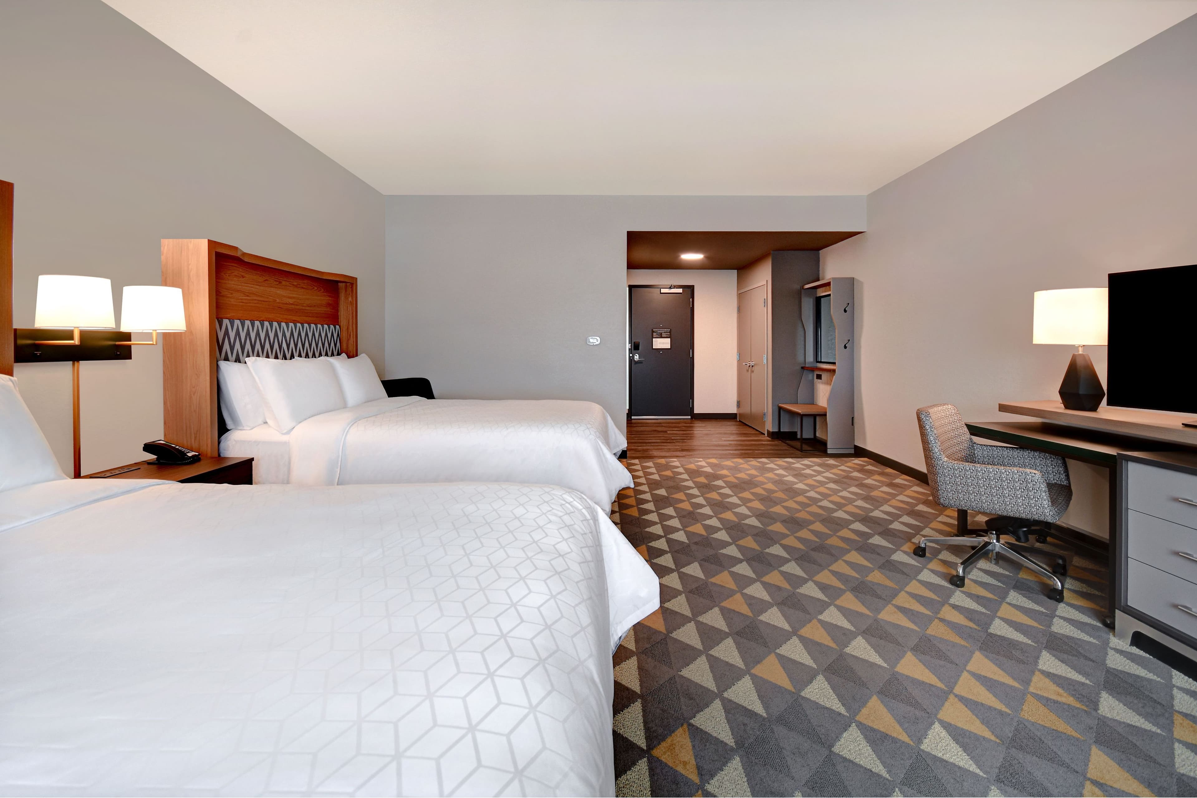 Holiday Inn Erie — 17