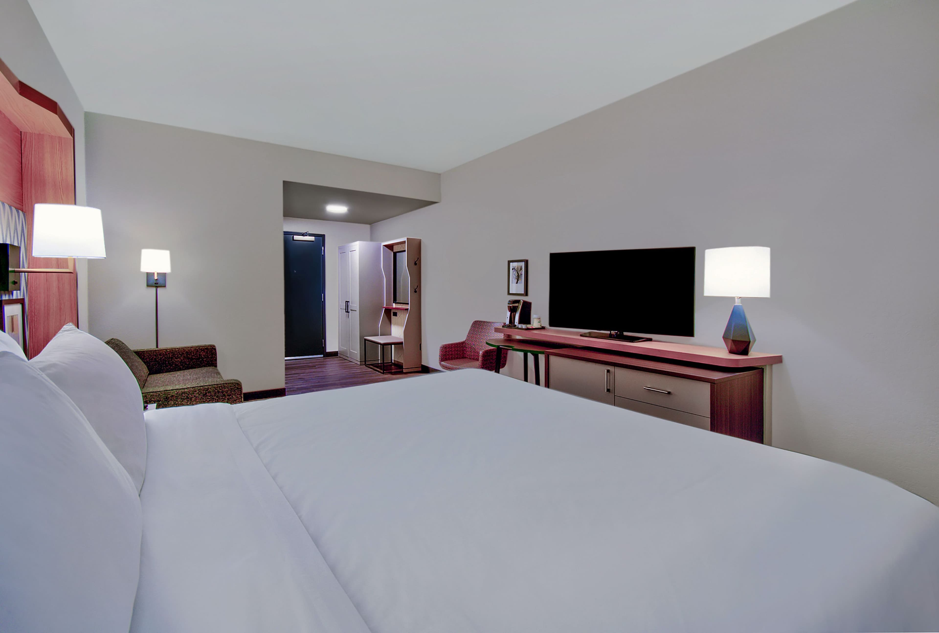 Holiday Inn Erie - Image 2