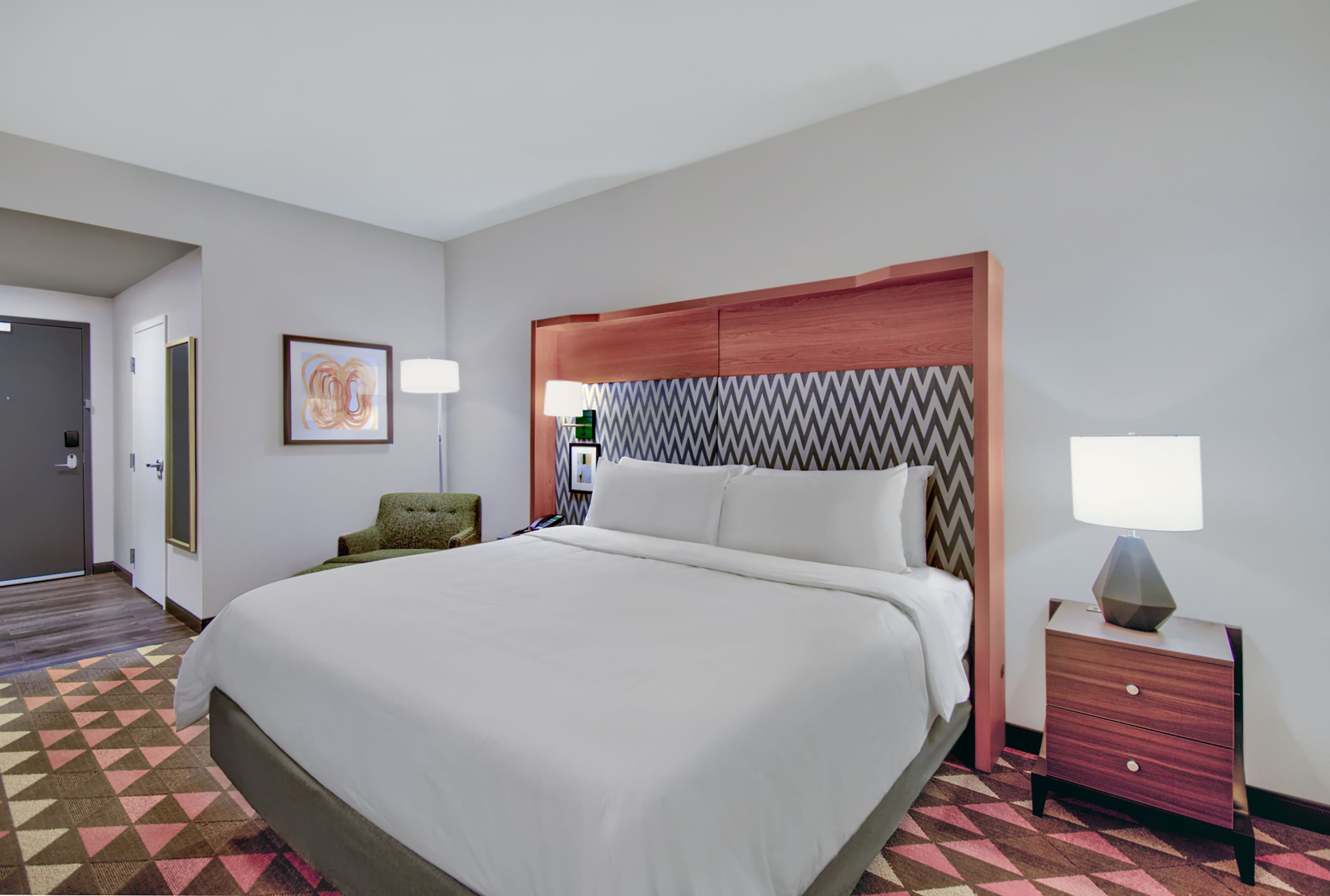 Holiday Inn Erie — 11