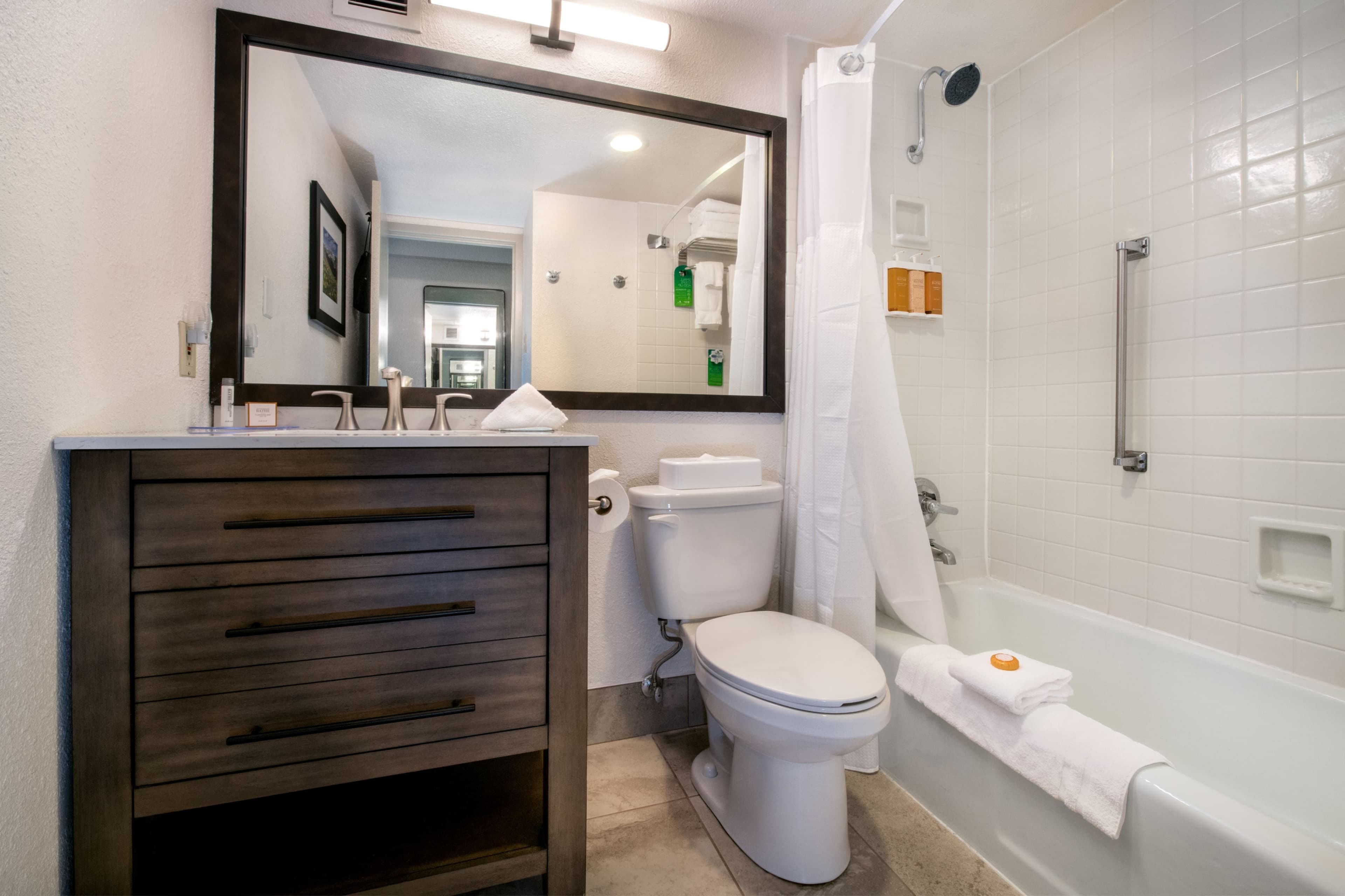 Holiday Inn Estes Park - Image 5