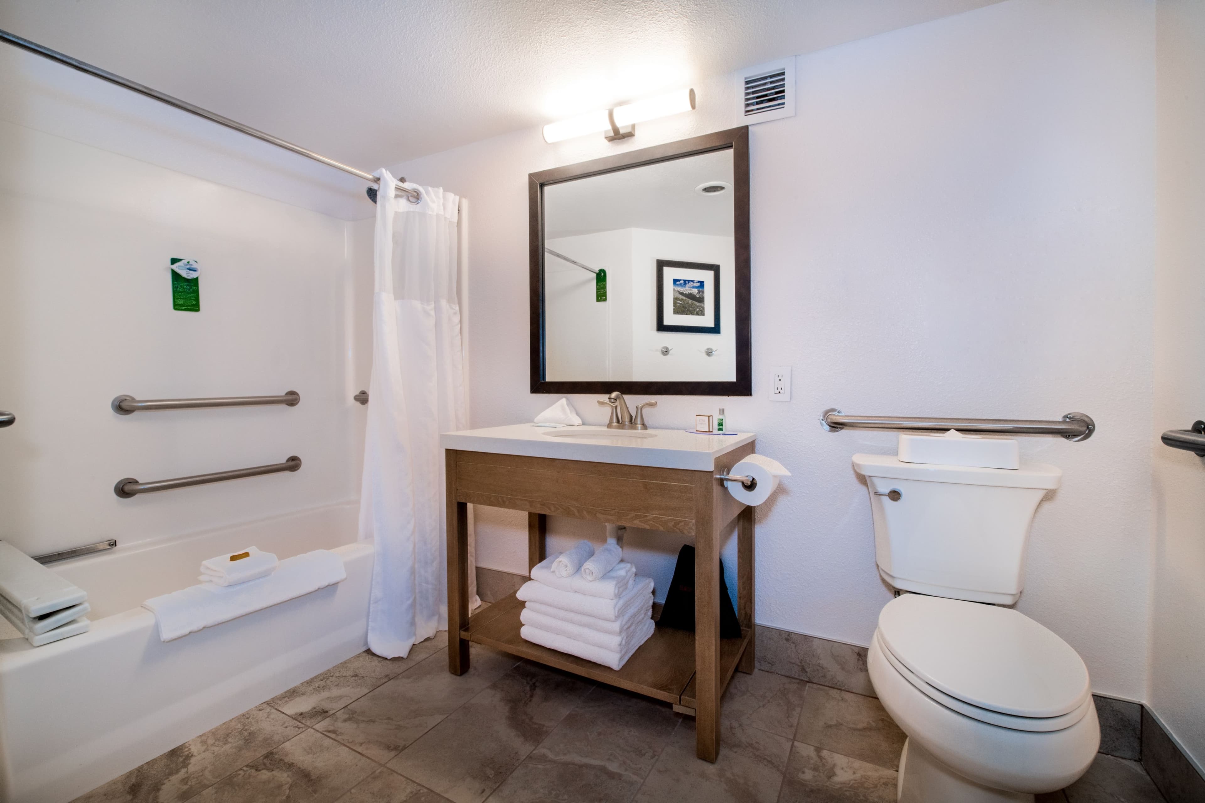 Holiday Inn Estes Park — 8