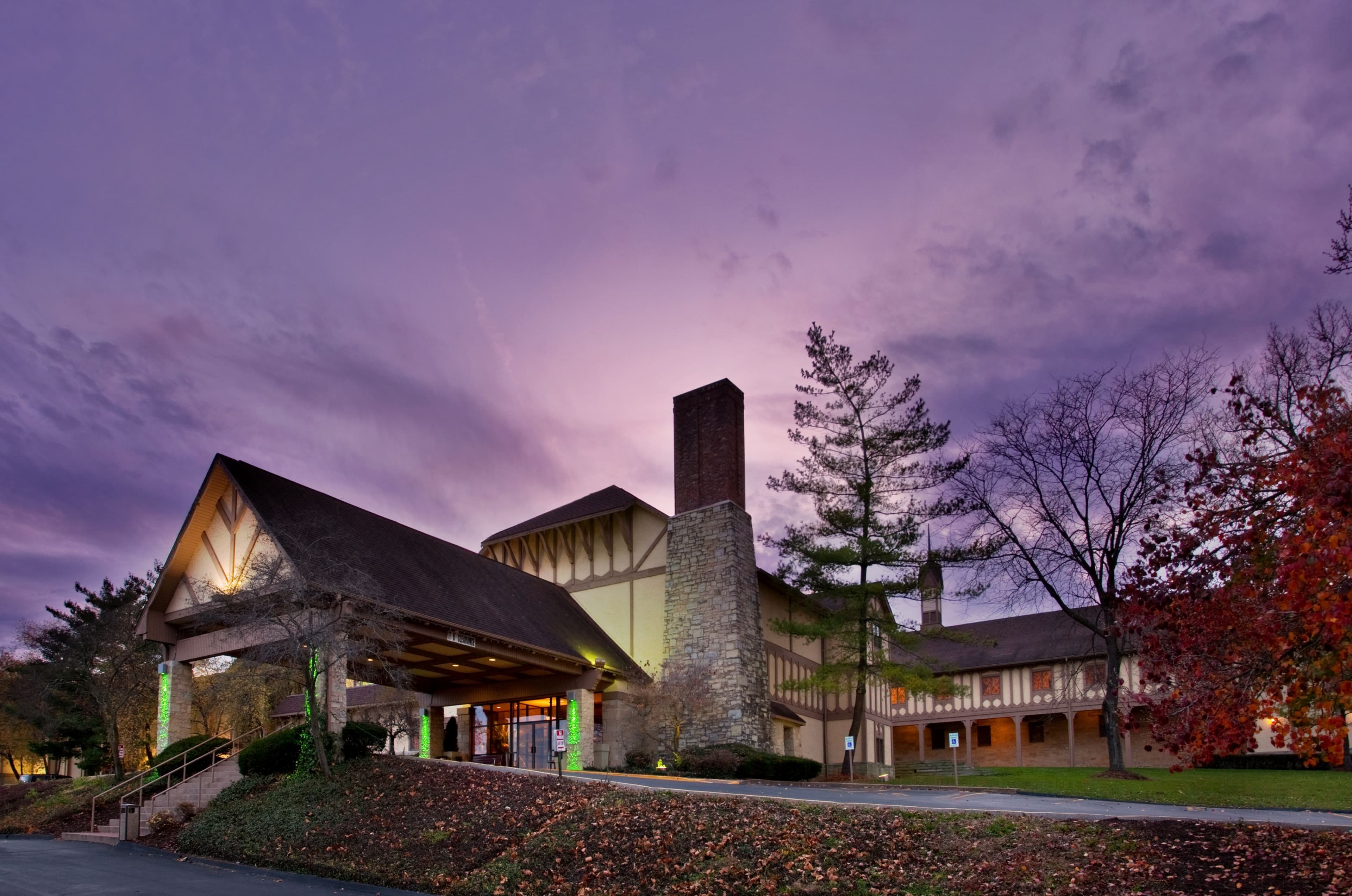 Holiday Inn Saint Louis West At Six Flags - Image 1
