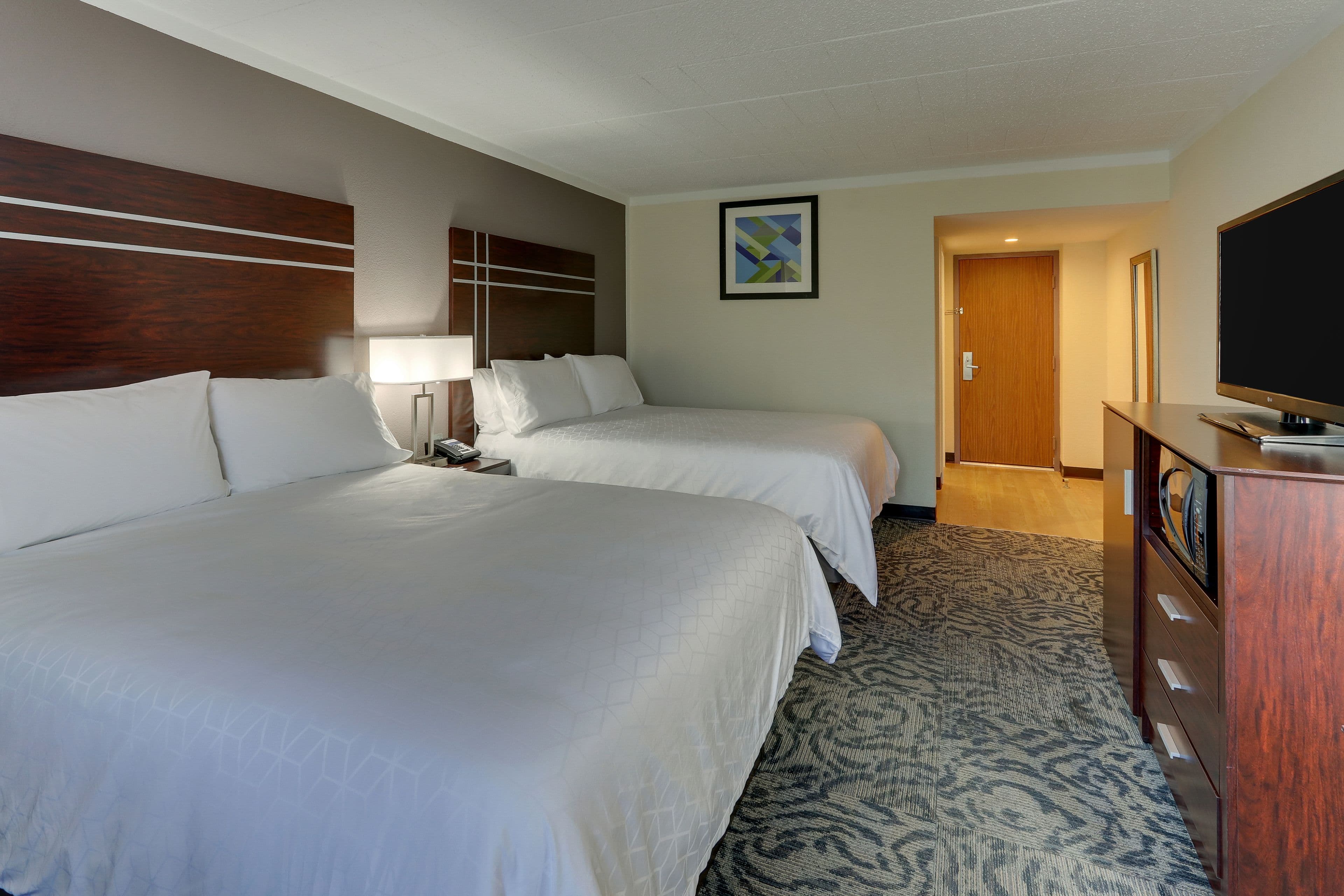Holiday Inn Express Aberdeen-Chesapeake House - Image 3