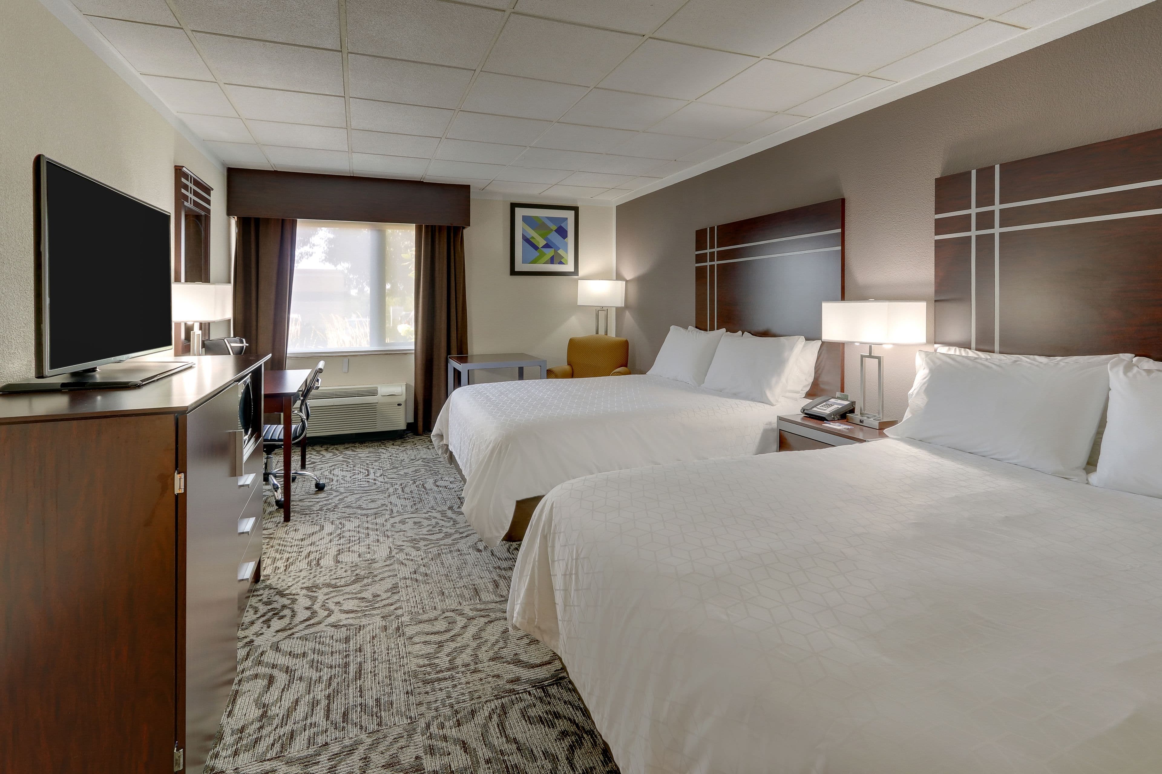 Holiday Inn Express Aberdeen-Chesapeake House — 7