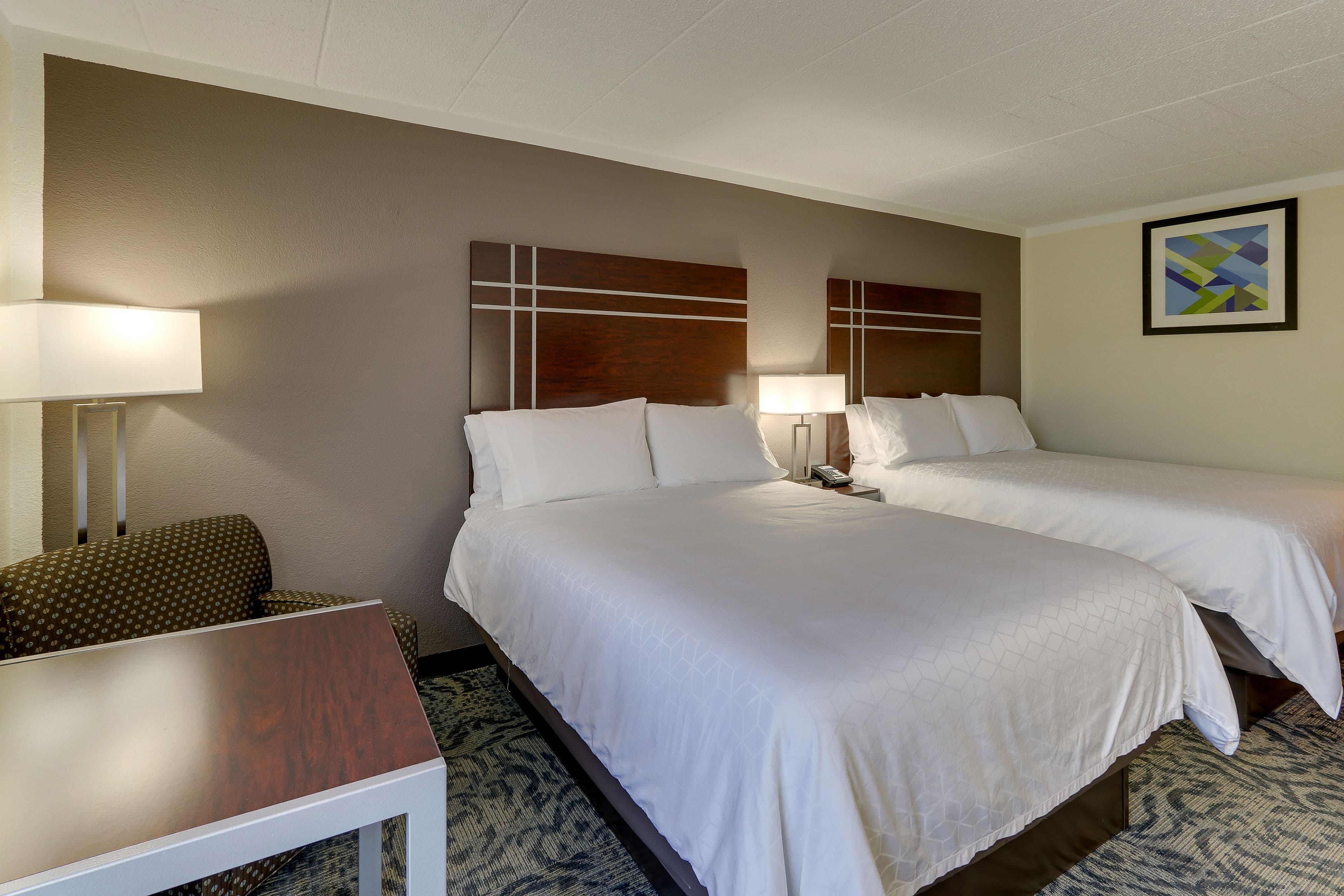 Holiday Inn Express Aberdeen-Chesapeake House - Image 5