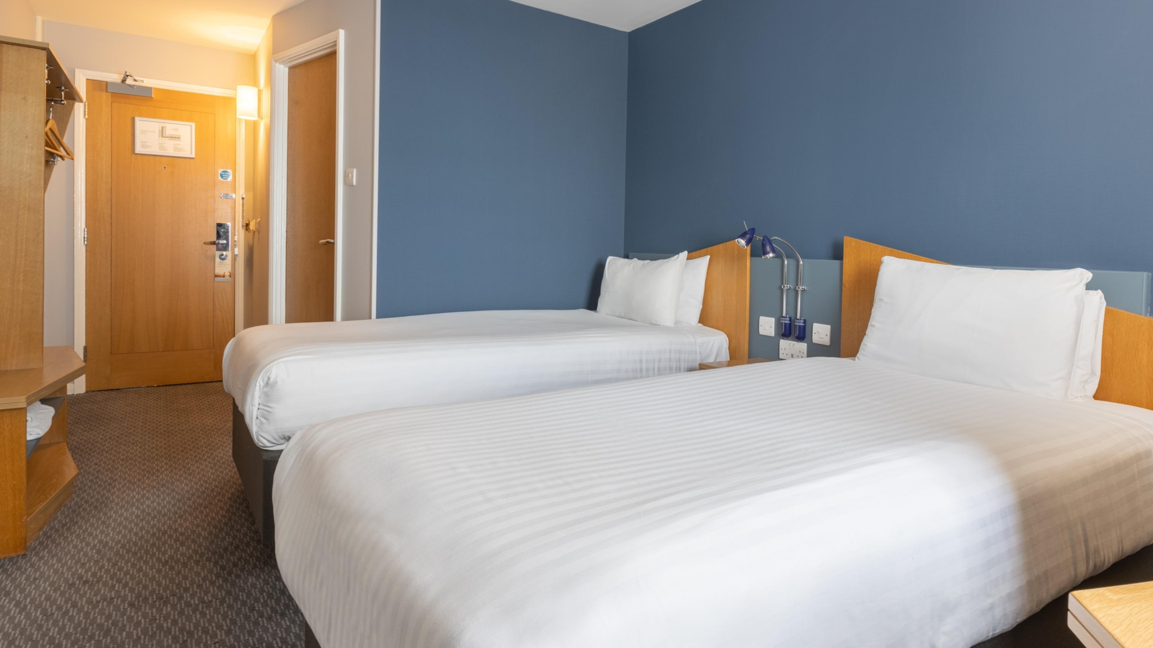 Holiday Inn Express Aberdeen City Centre - Image 4