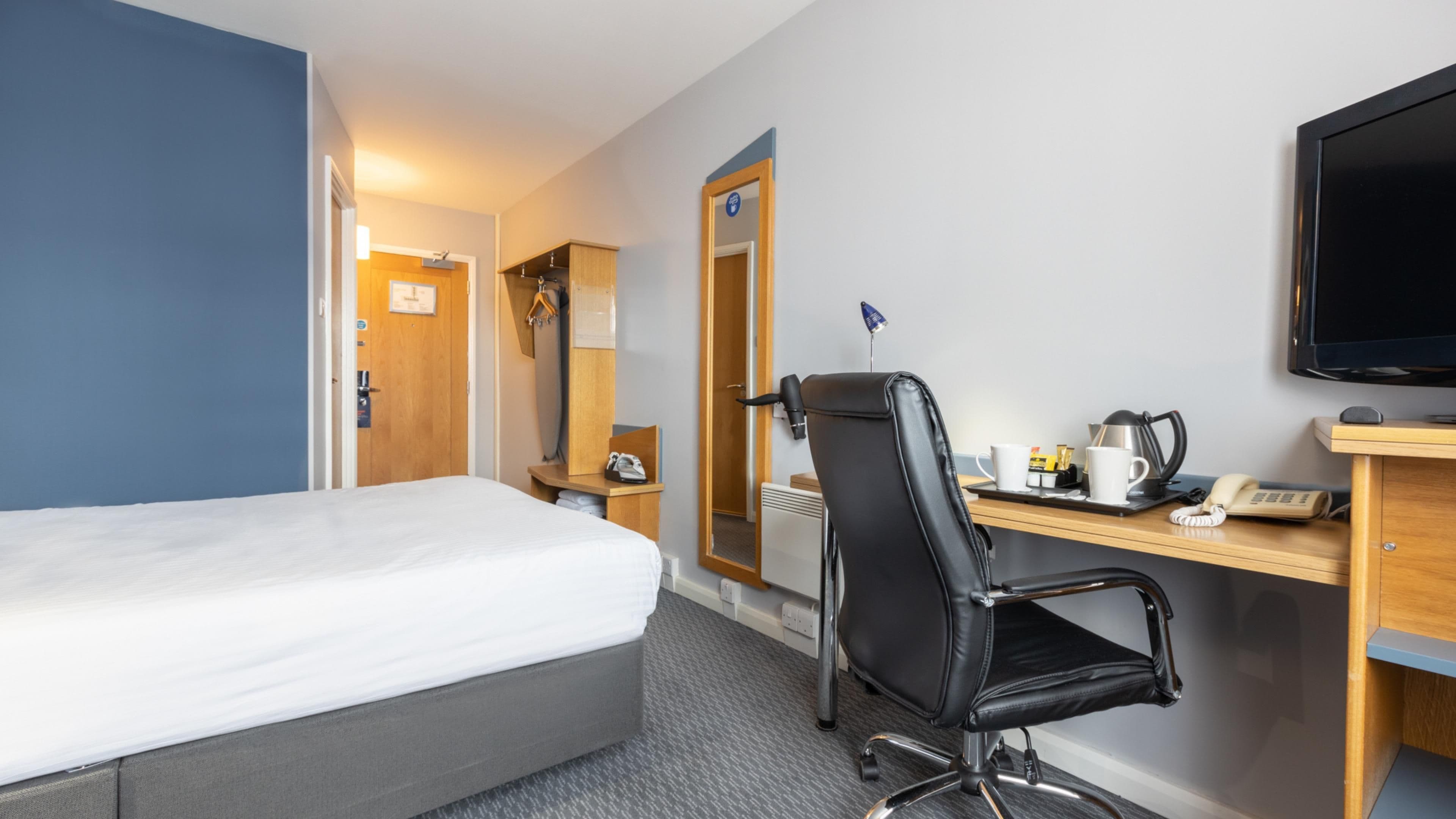 Holiday Inn Express Aberdeen City Centre - Image 3