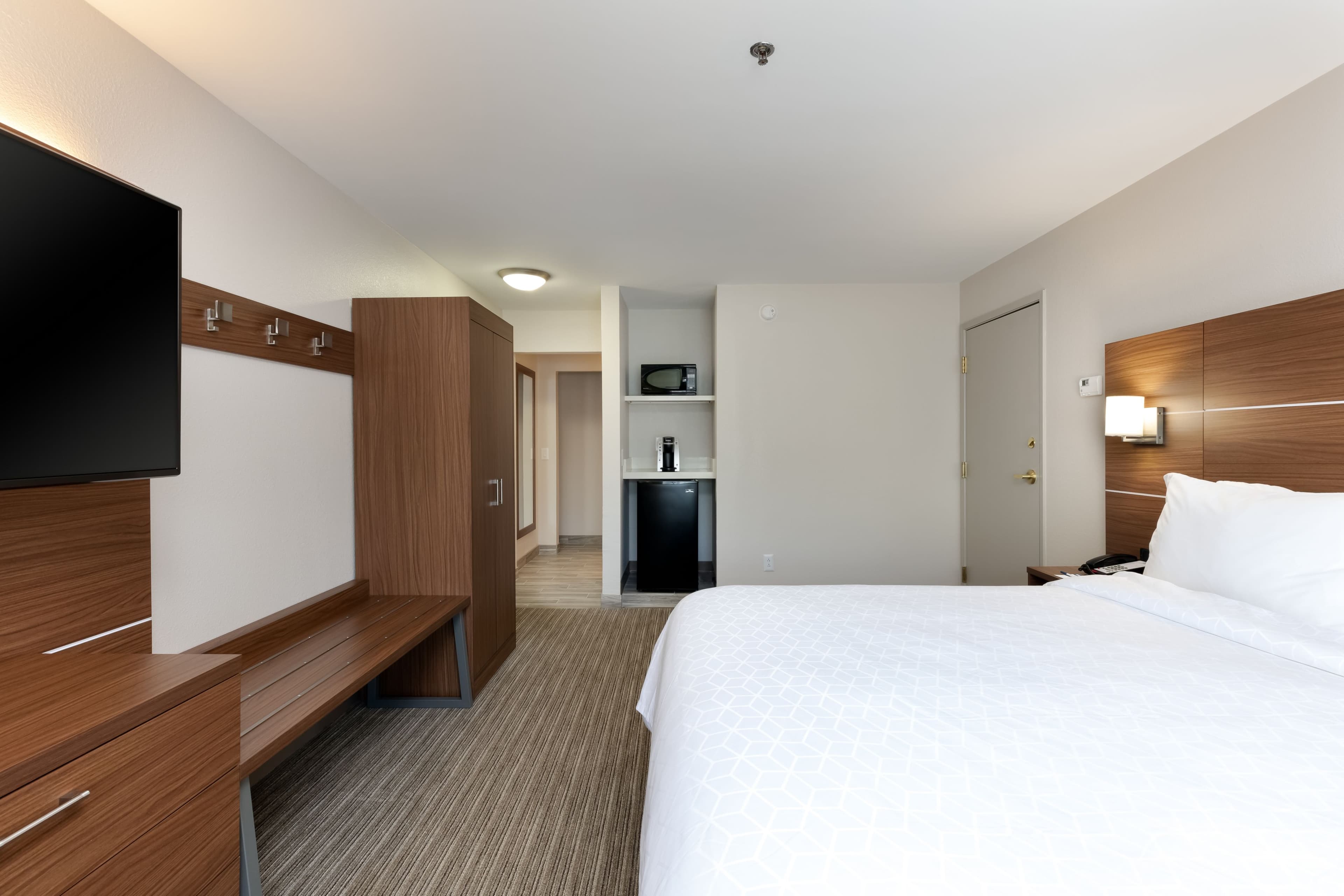 Holiday Inn Express Alpharetta - Roswell - Image 2