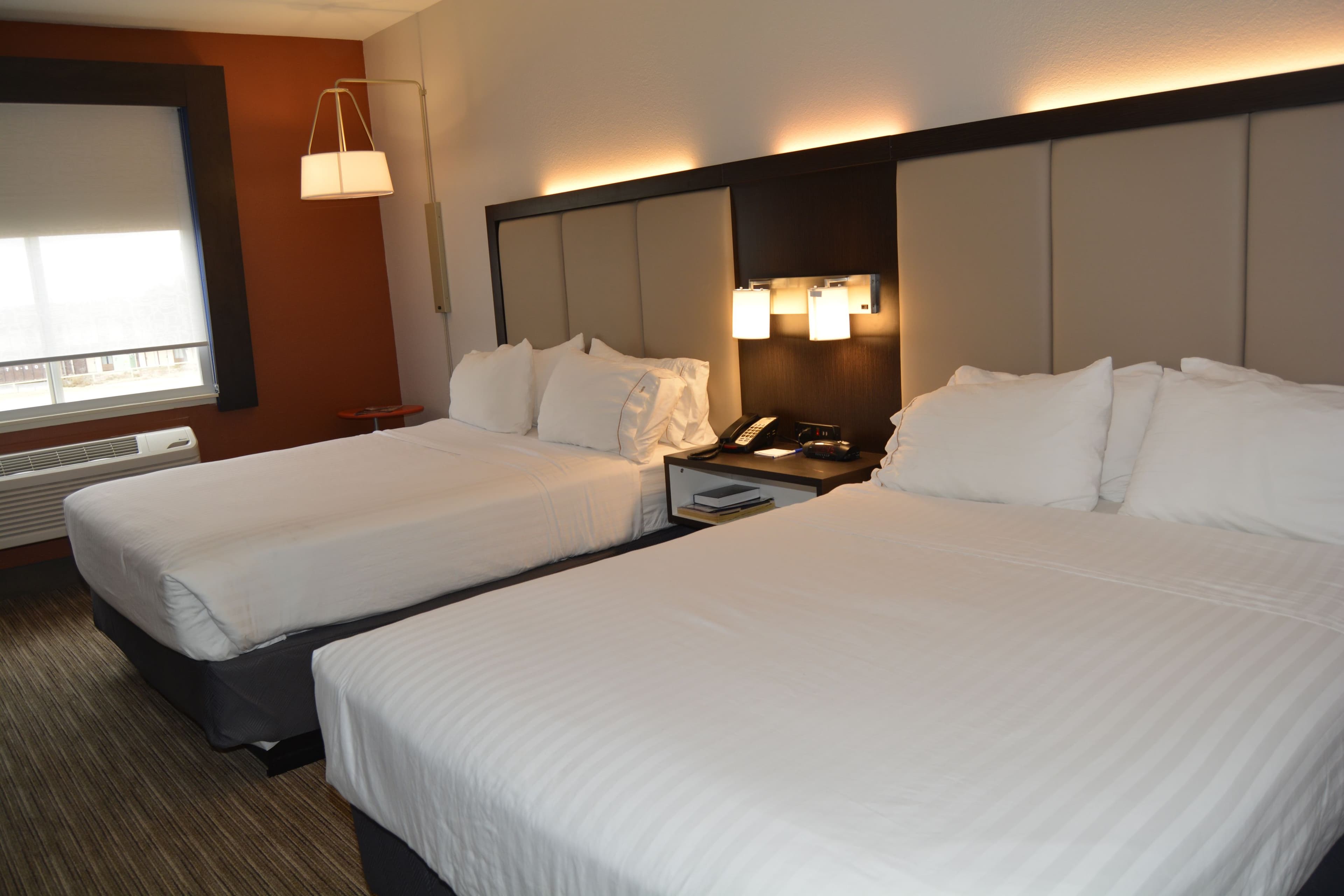 Holiday Inn Express & Suites Abilene — 13