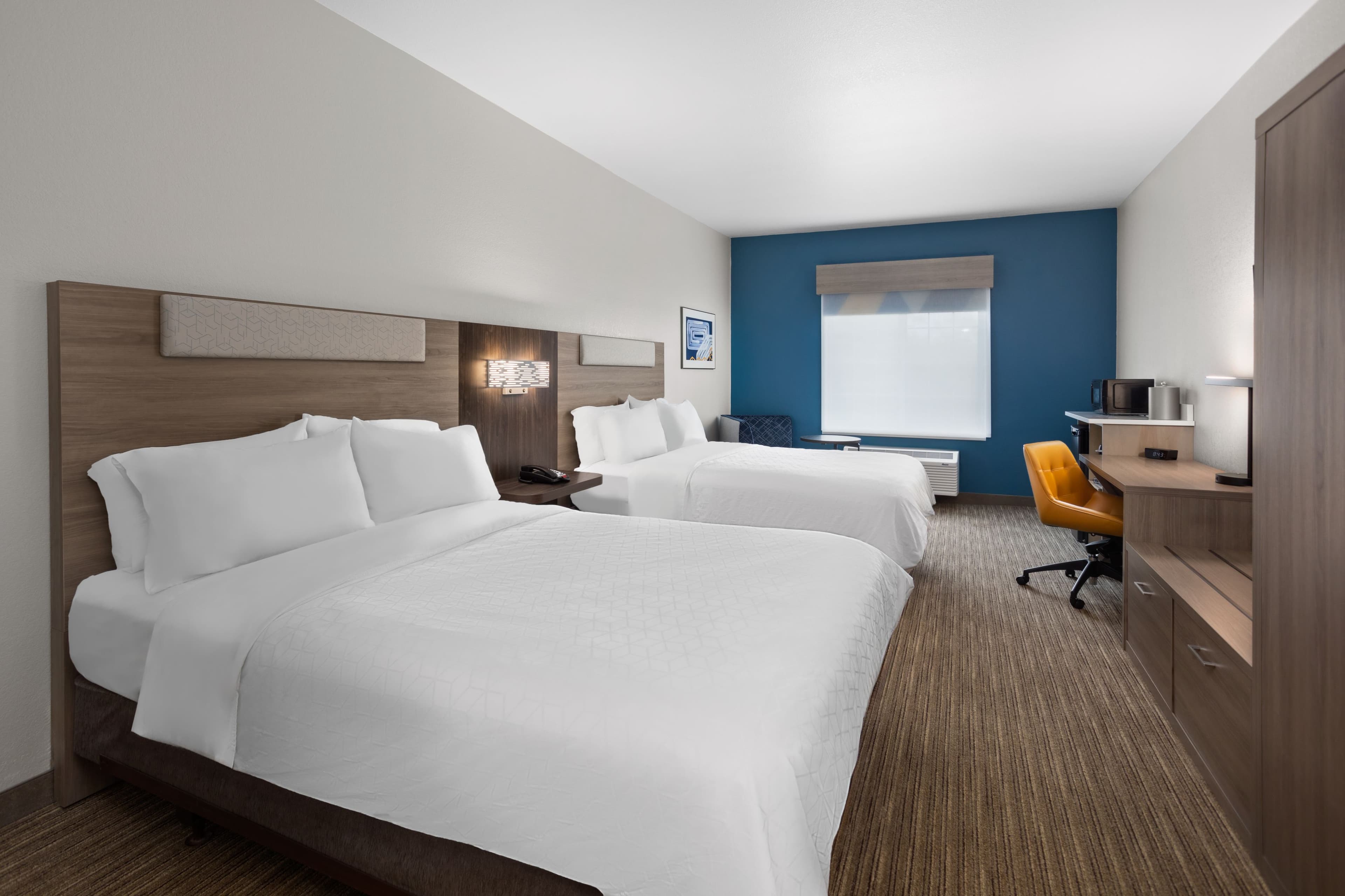 Holiday Inn Express & Suites Acme-Traverse City — 14