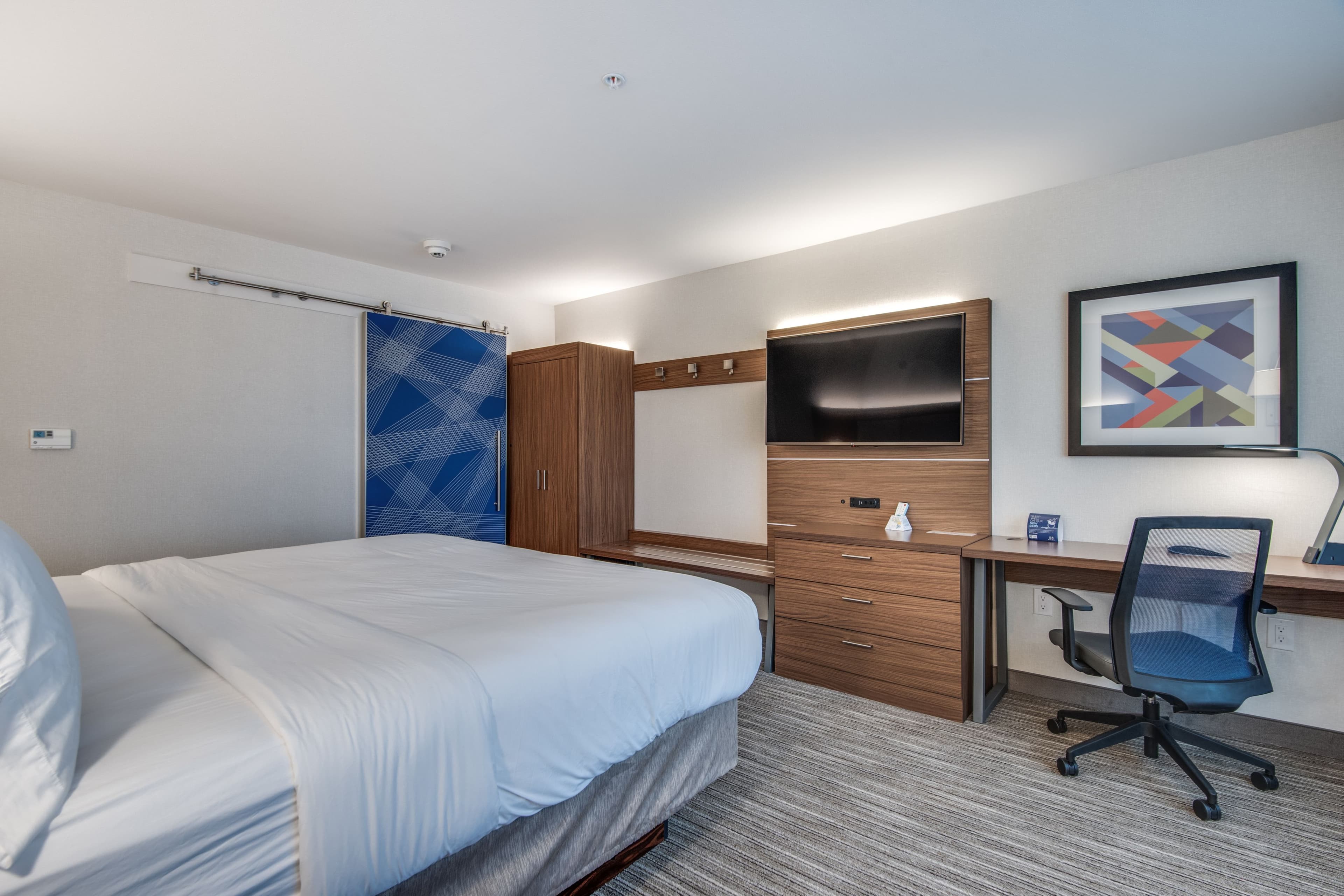 Holiday Inn Express & Suites Dallas North - Addison — 23