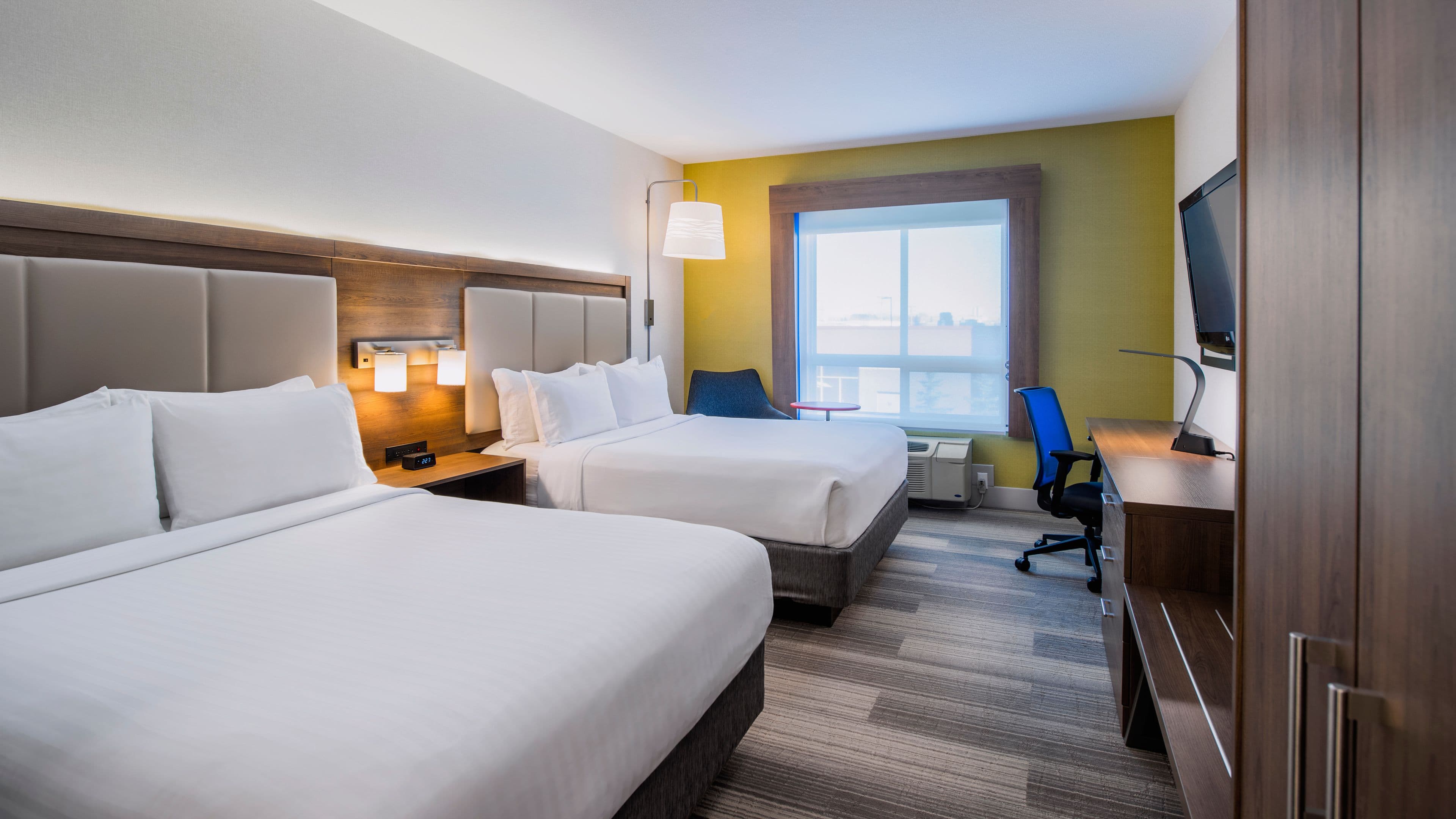 Holiday Inn Express & Suites Airdrie-Calgary North — 7