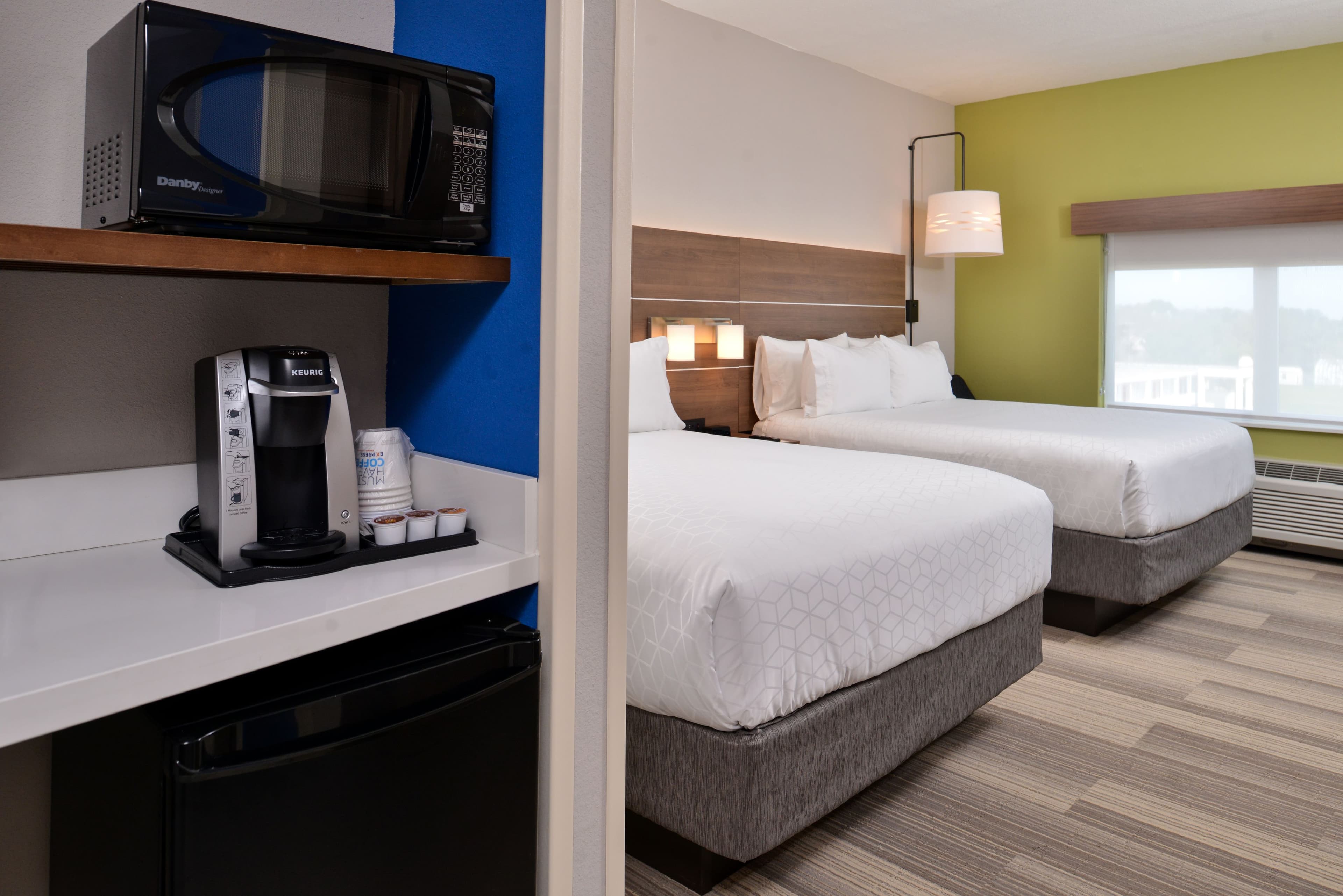 Holiday Inn Express & Suites Alachua - Gainesville Area — 66