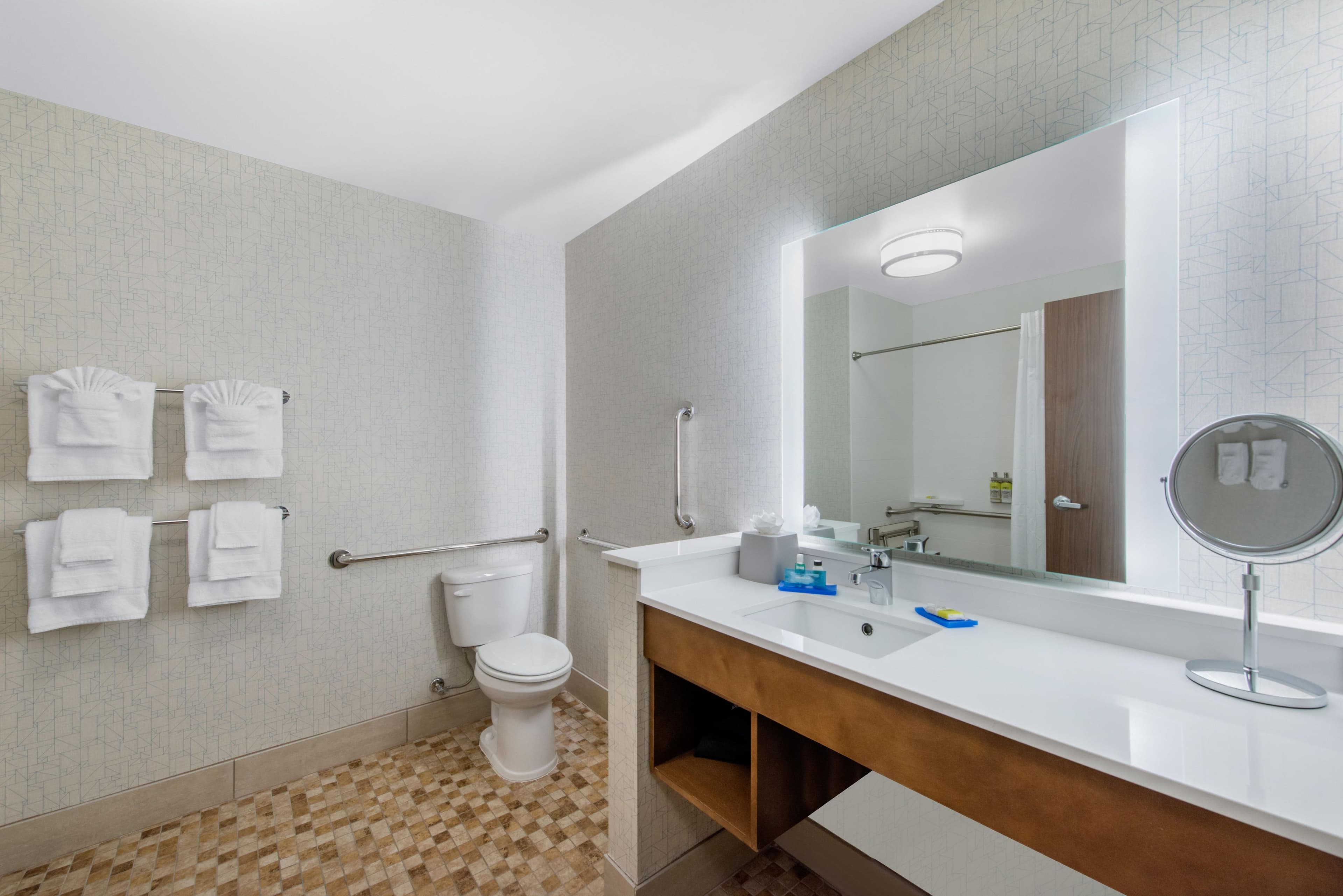 Holiday Inn Express & Suites Alachua - Gainesville Area — 20