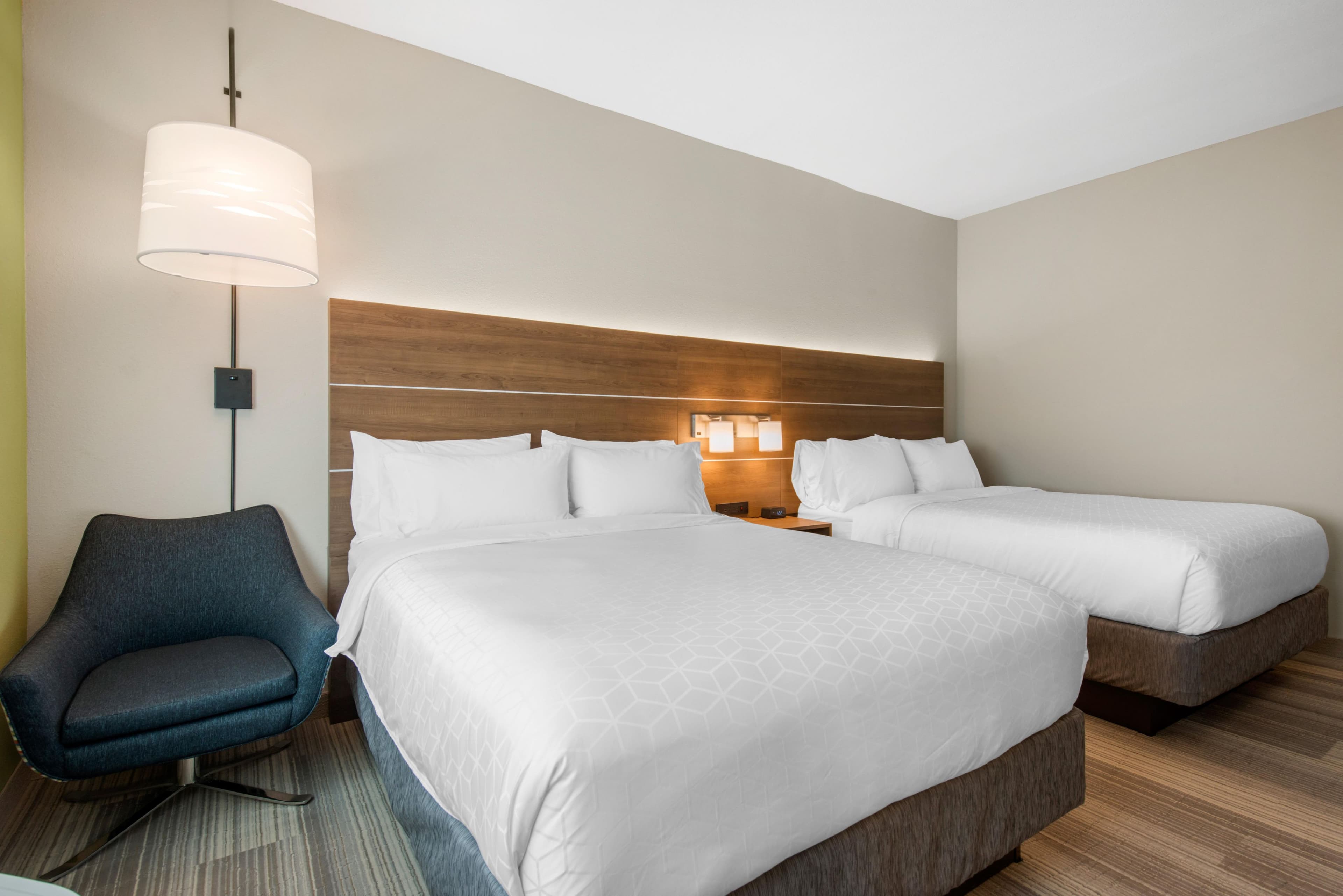 Holiday Inn Express & Suites Alachua - Gainesville Area — 61