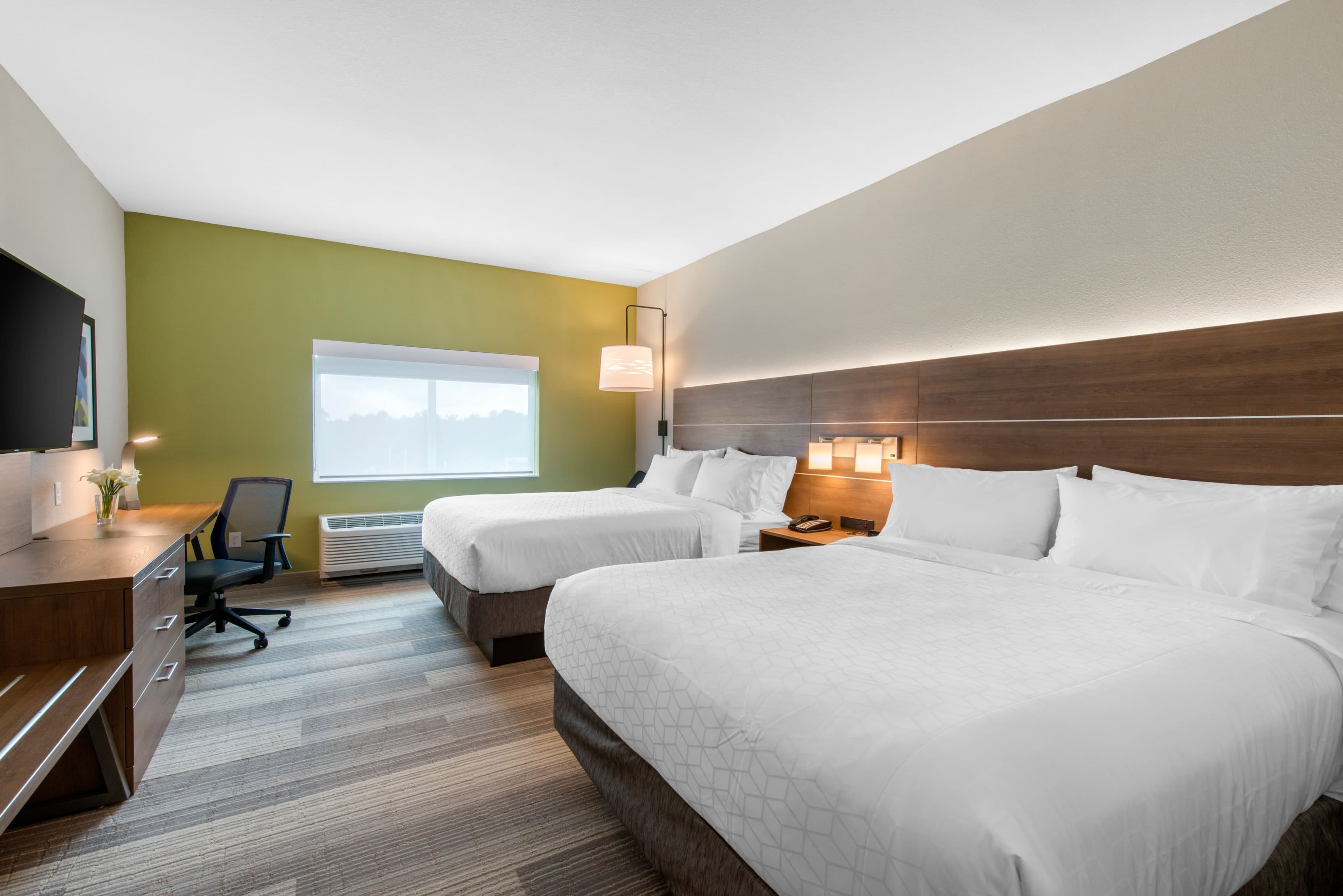Holiday Inn Express & Suites Alachua - Gainesville Area — 57
