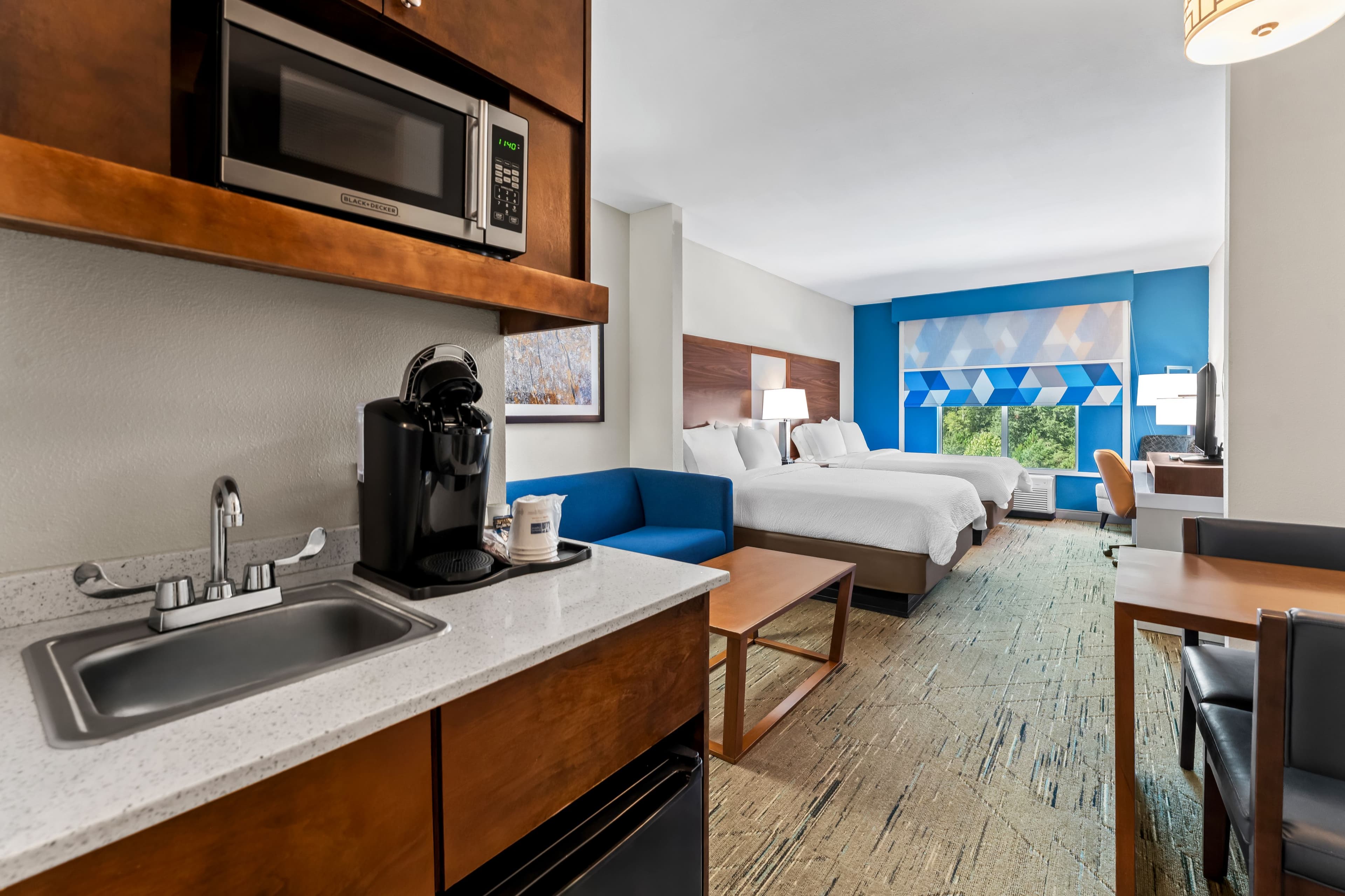 Holiday Inn Express & Suites Albany — 25