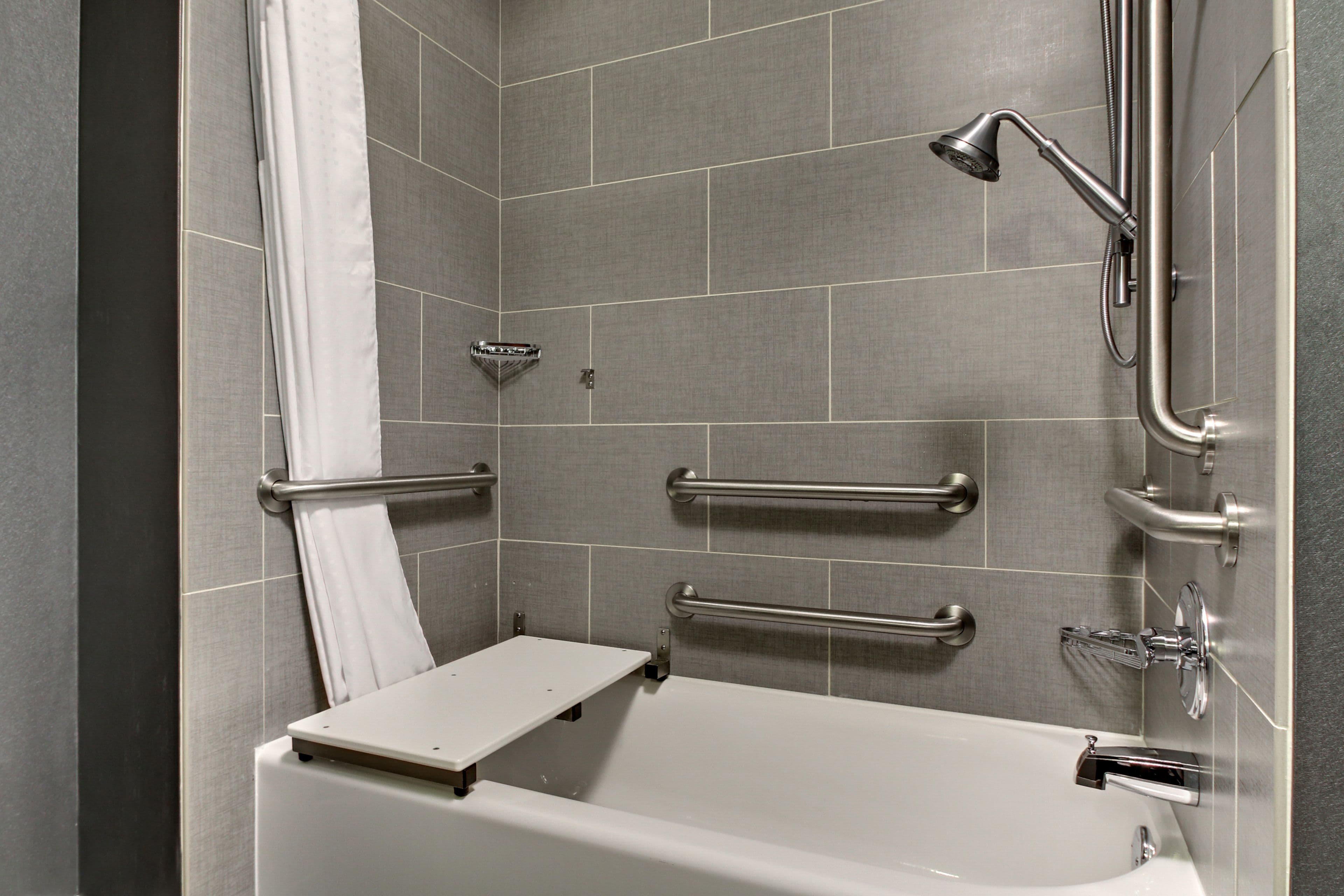 Holiday Inn Express & Suites Albany — 32
