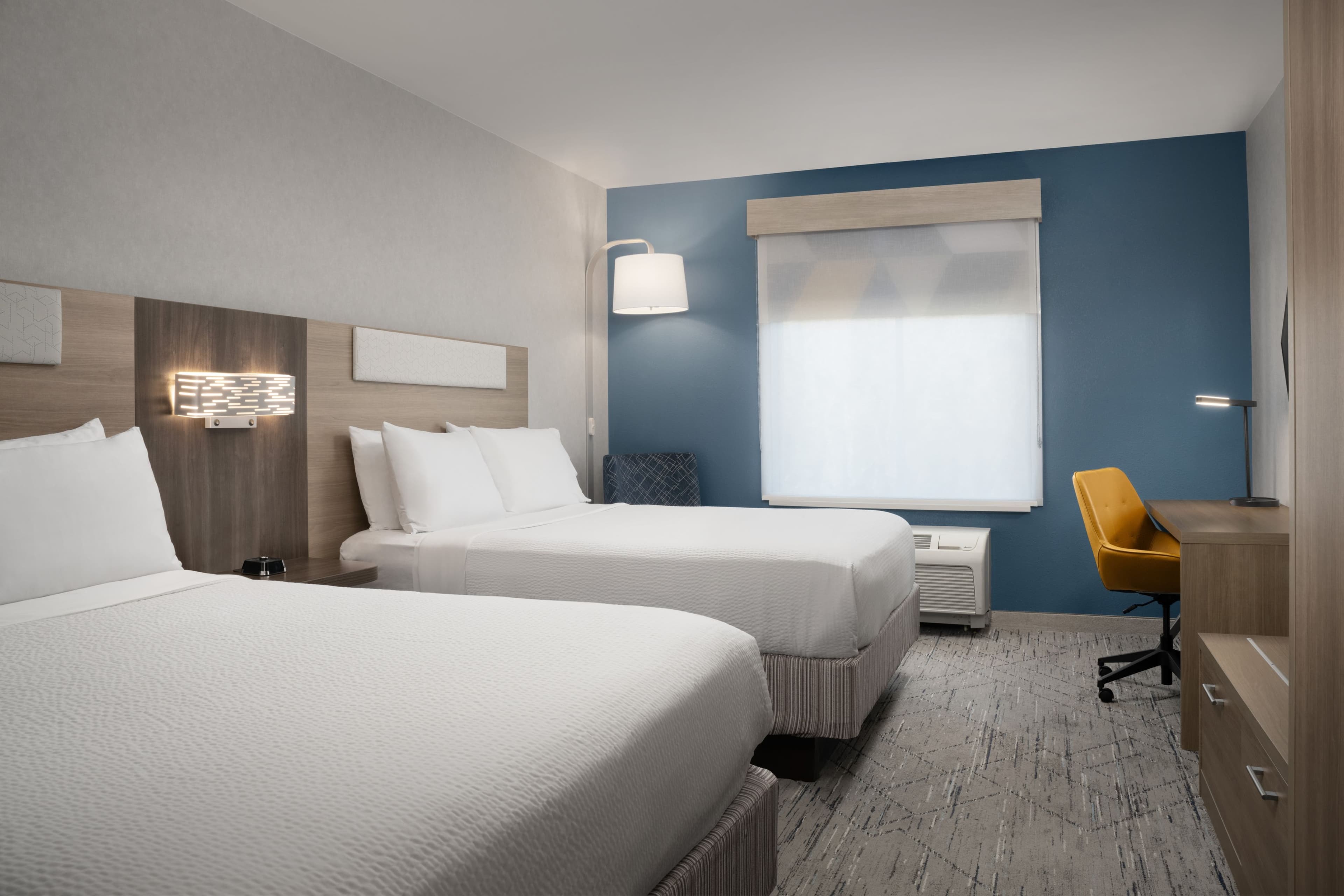 Holiday Inn Express & Suites Alexandria - Fort Belvoir — 11