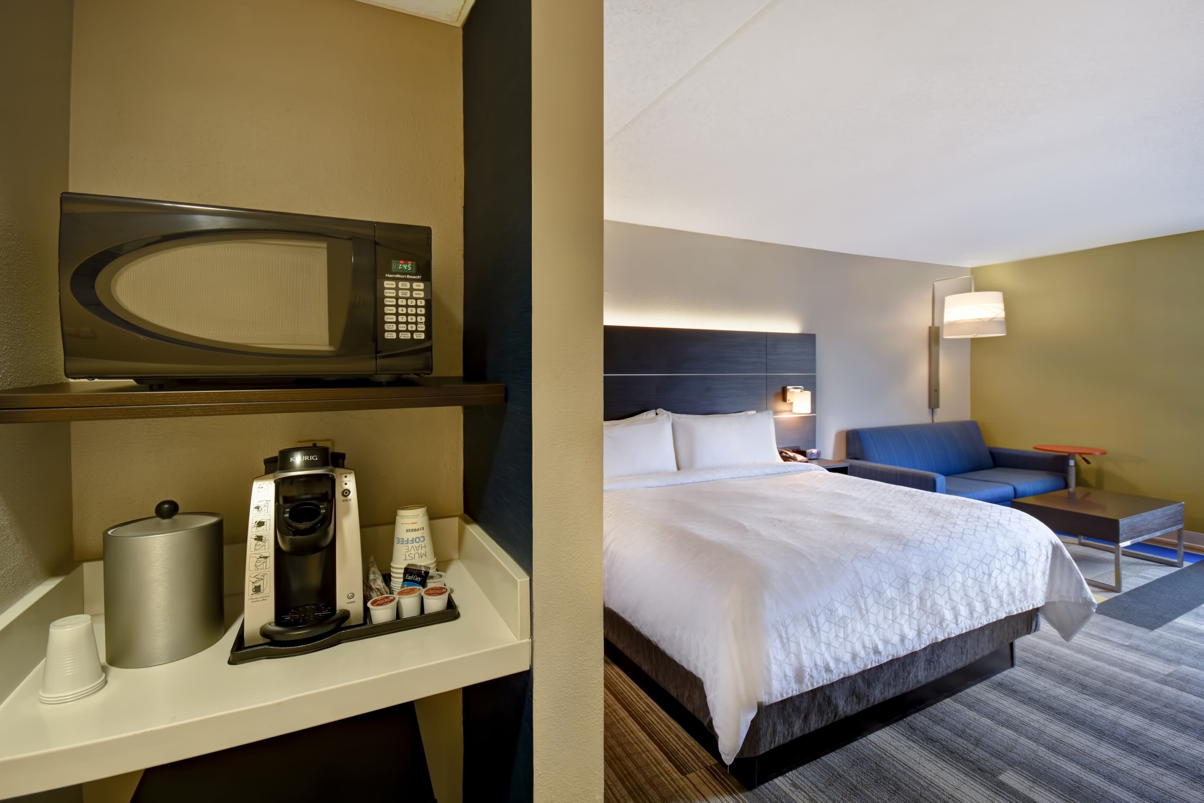 Holiday Inn Express & Suites Allentown Cen - Dorneyville — 8
