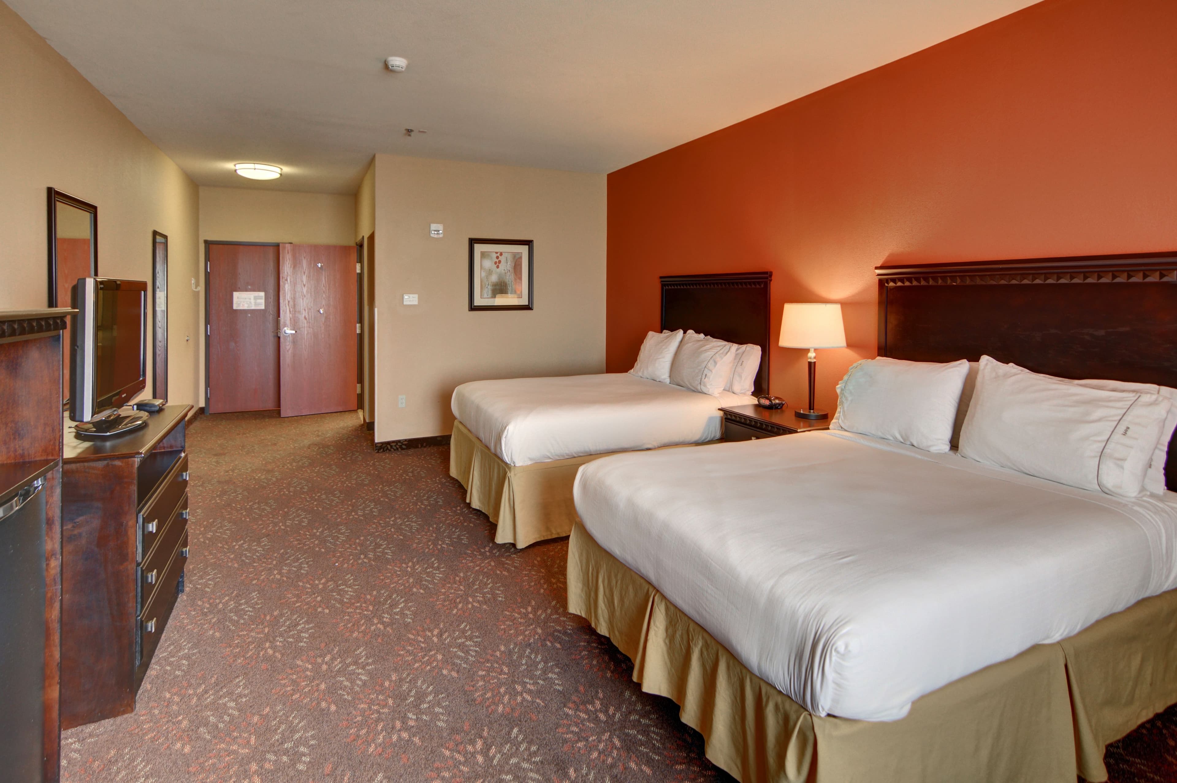Holiday Inn Express & Suites Altus — 22