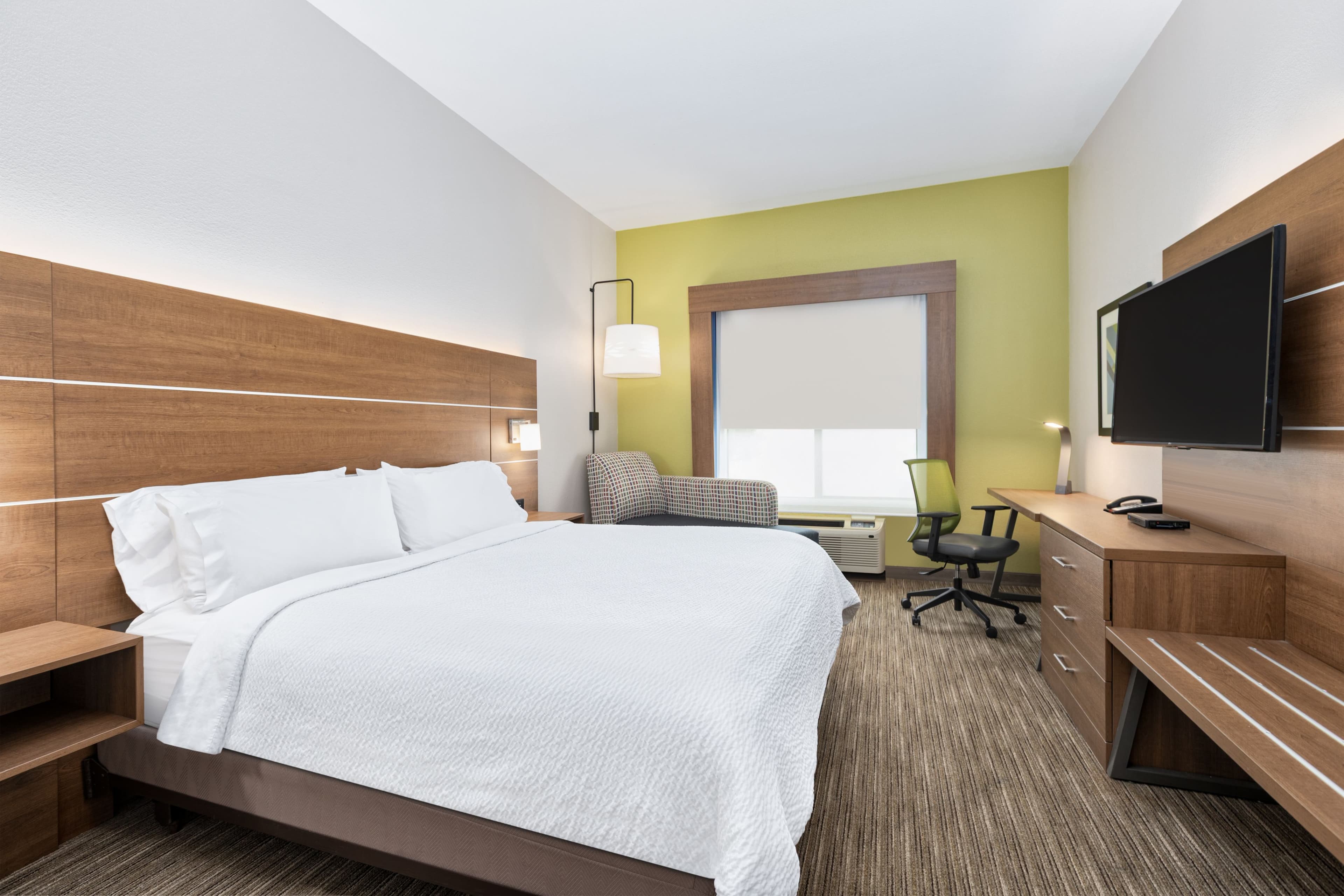 Holiday Inn Express & Suites Amarillo South — 13