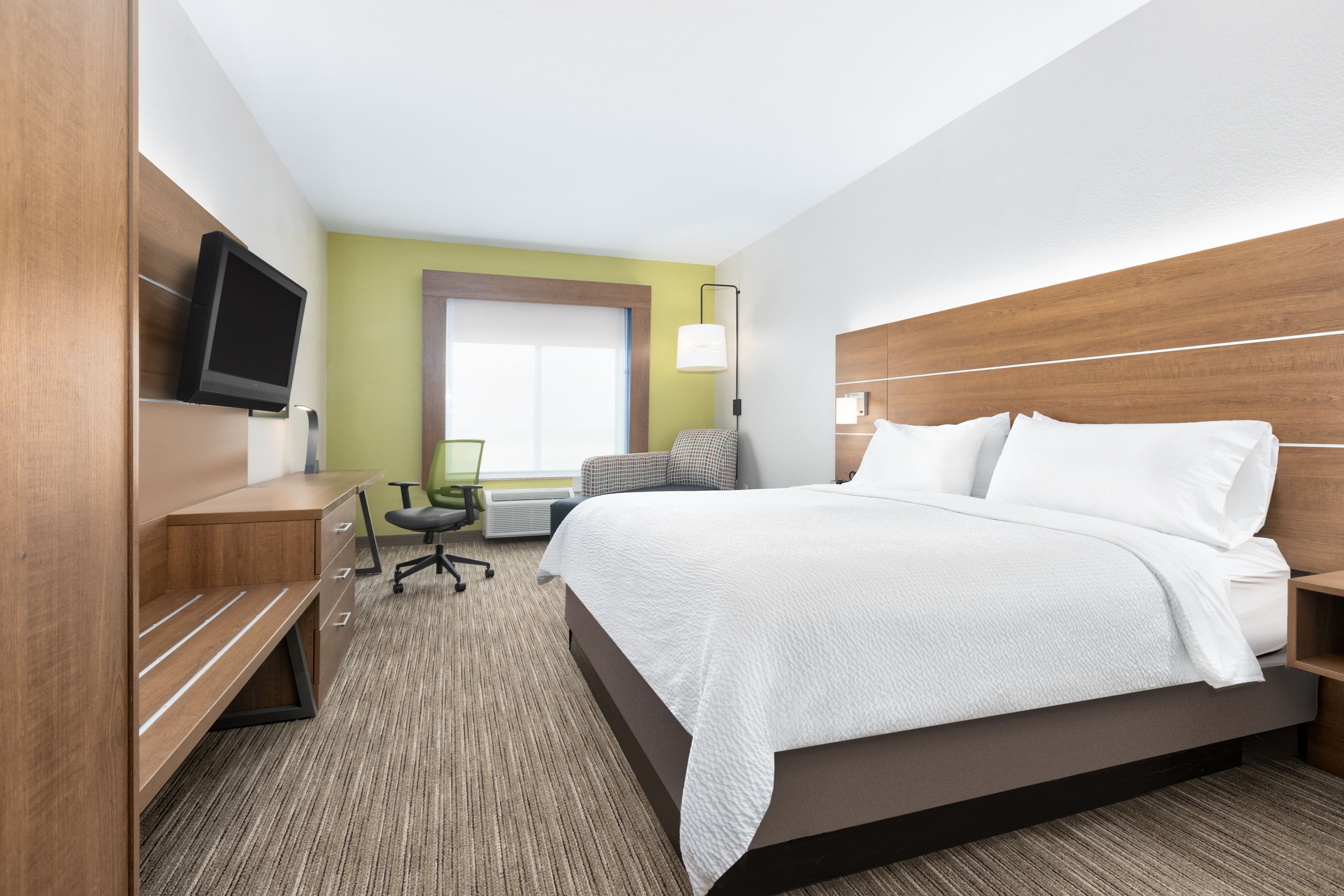 Holiday Inn Express & Suites Amarillo South — 12