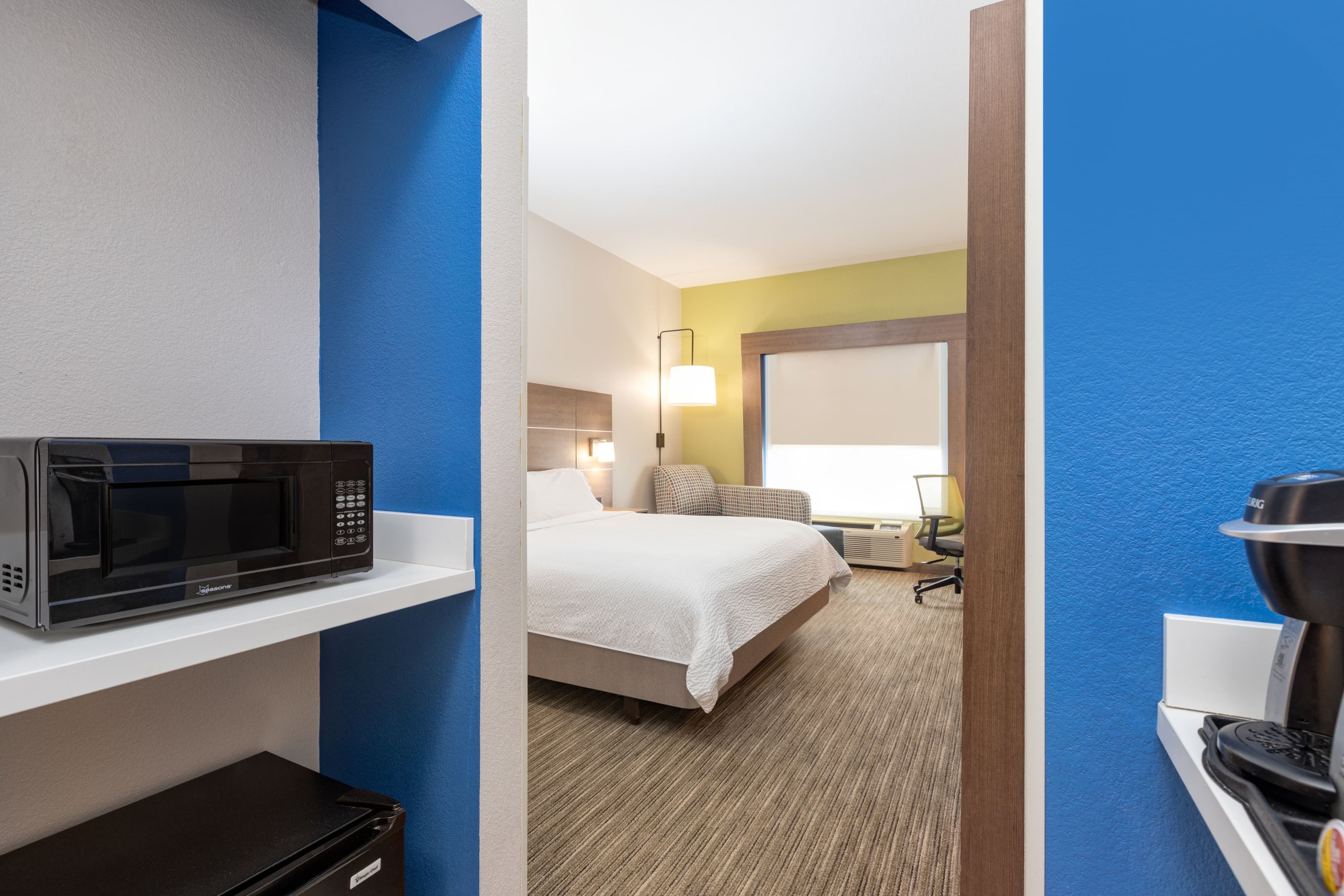 Holiday Inn Express & Suites Amarillo South — 14