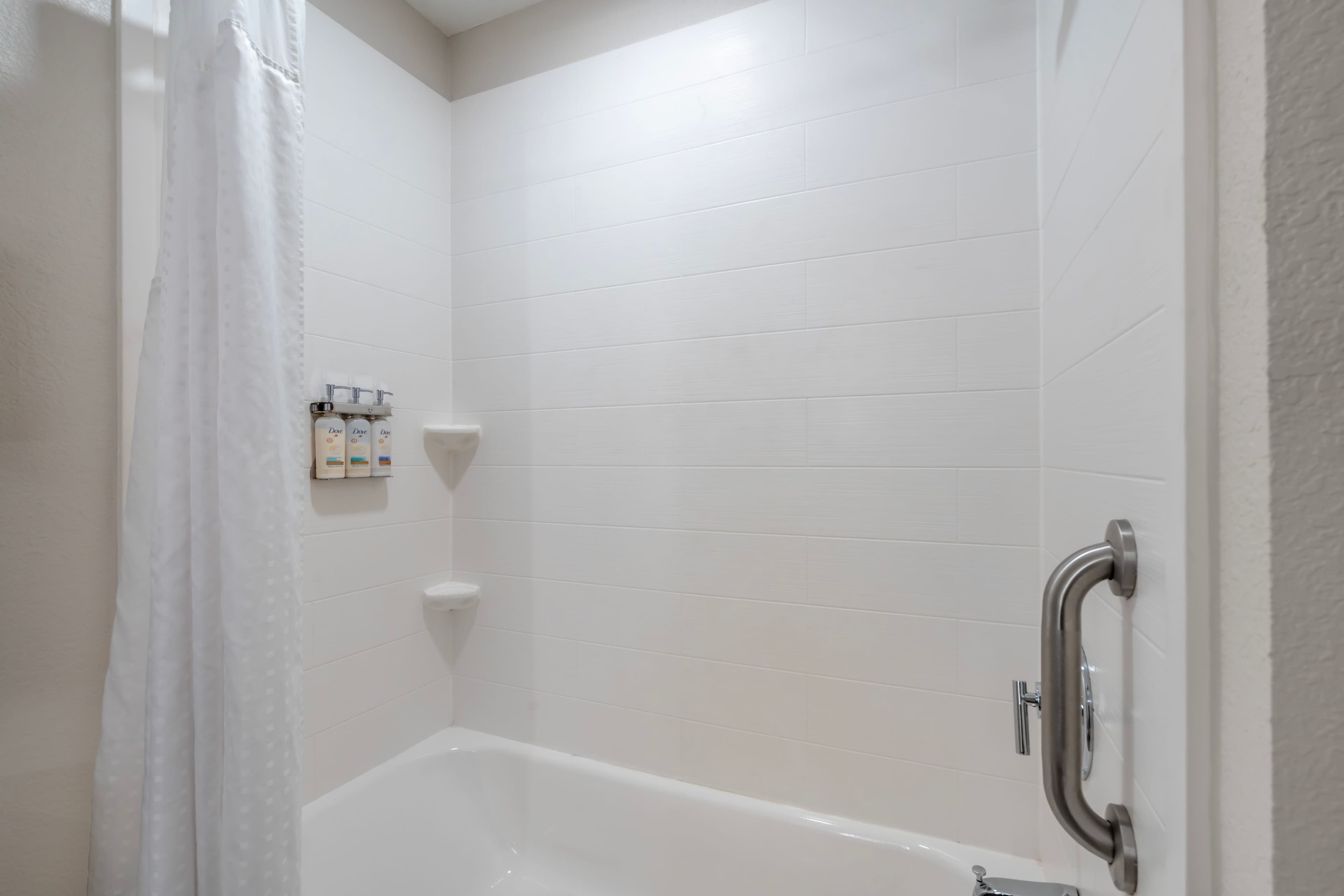 Holiday Inn Express & Suites Arcadia — 6