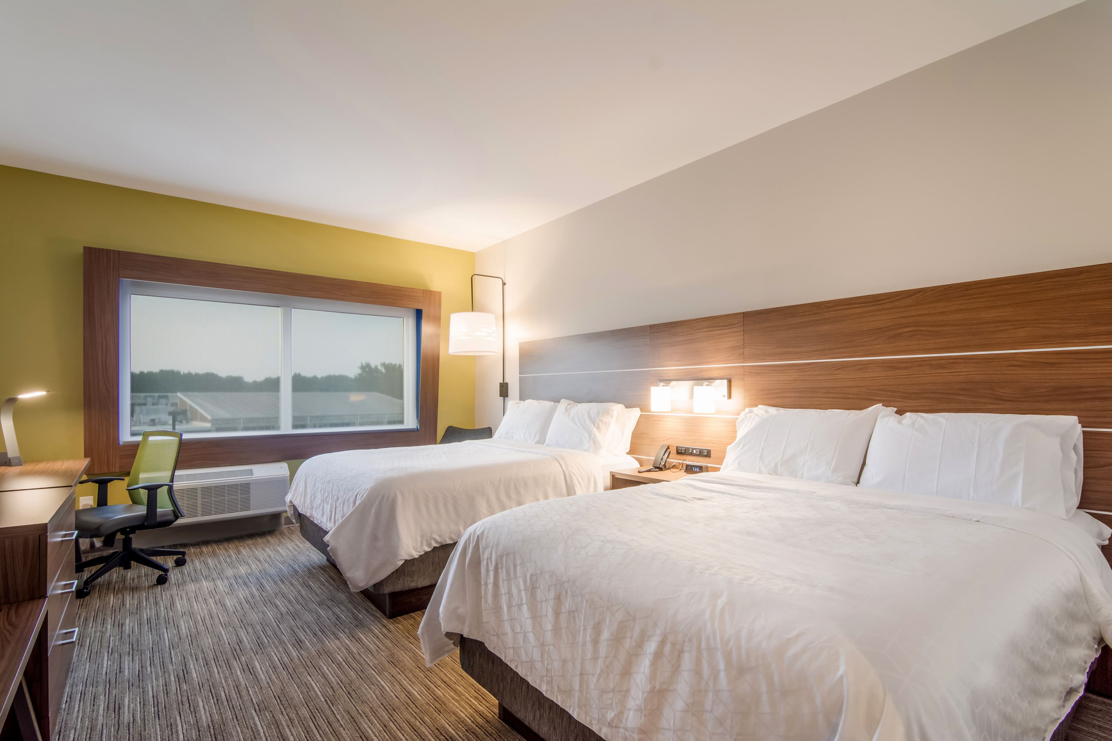 Holiday Inn Express & Suites Asheboro — 28