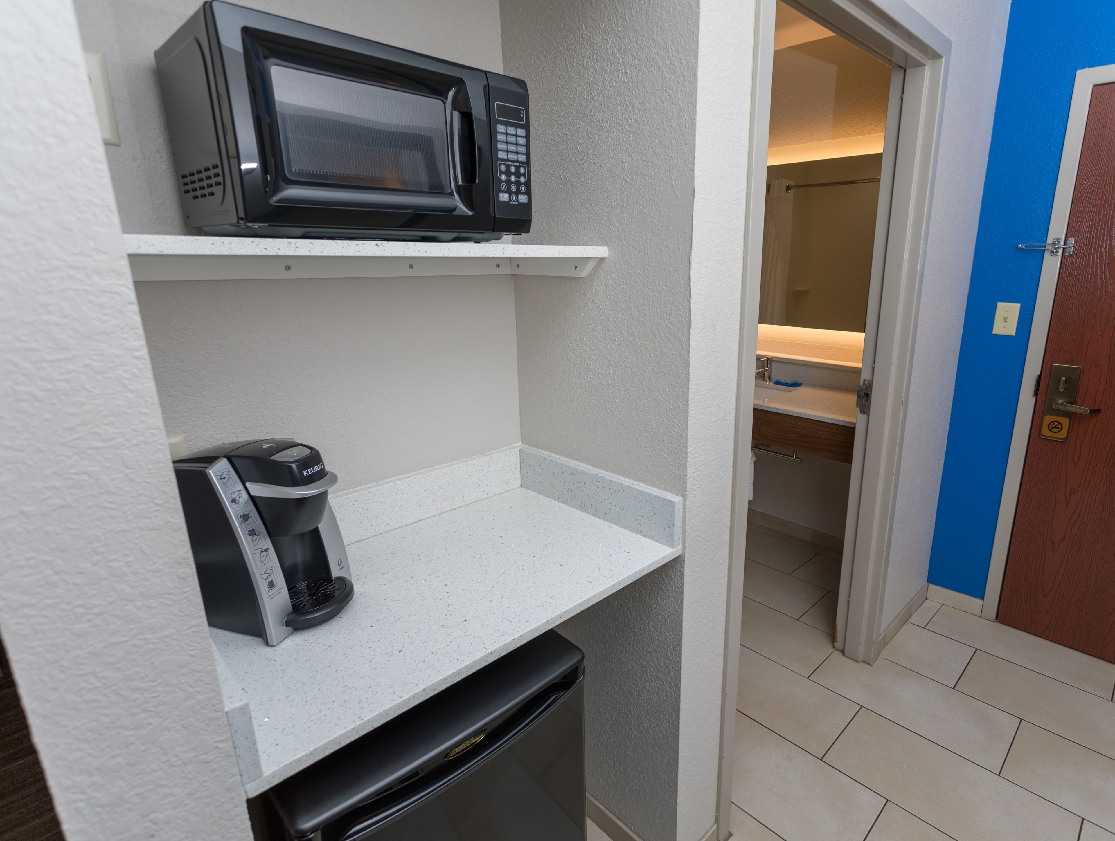 Holiday Inn Express & Suites Athens — 8