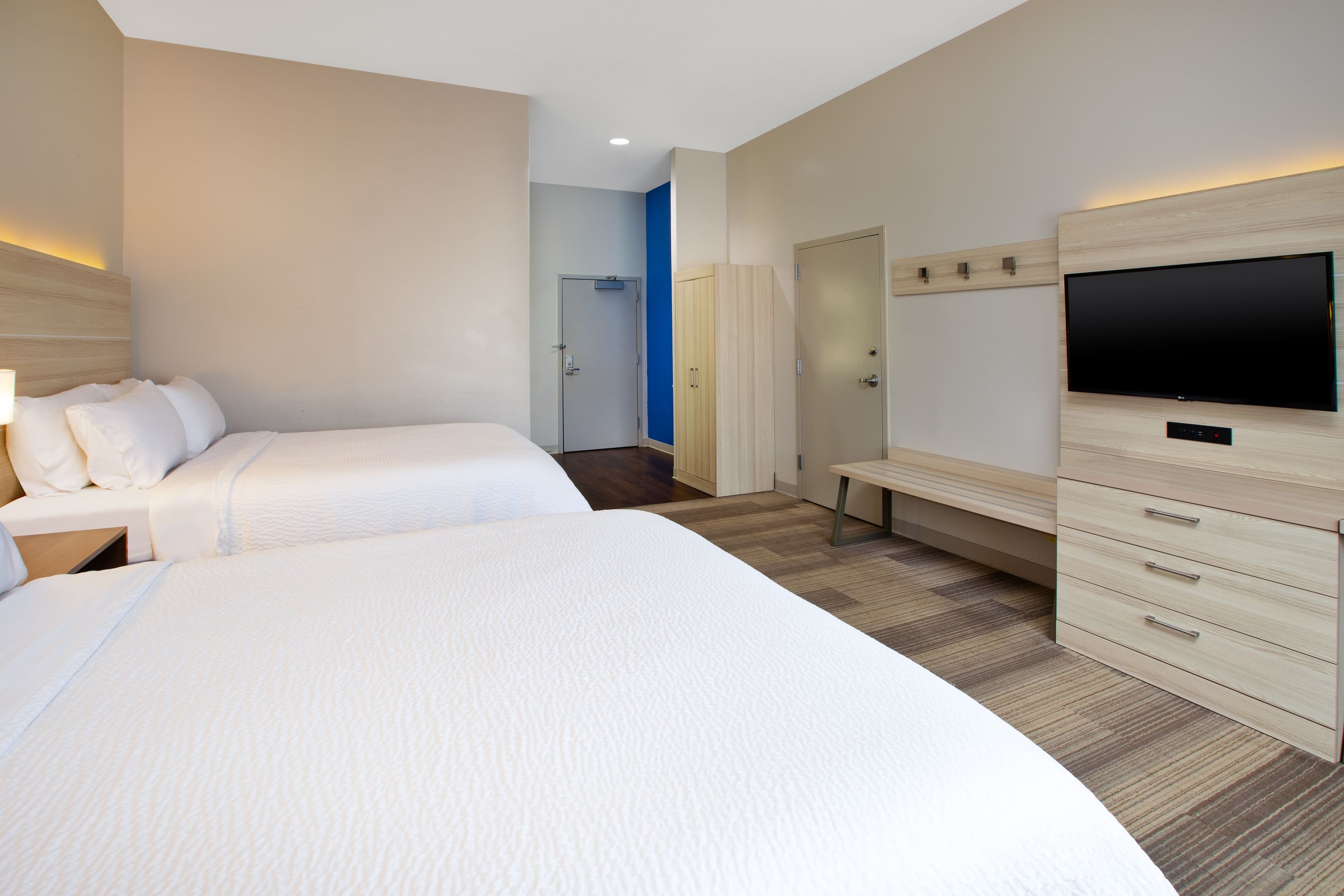 Holiday Inn Express & Suites Athens — 11