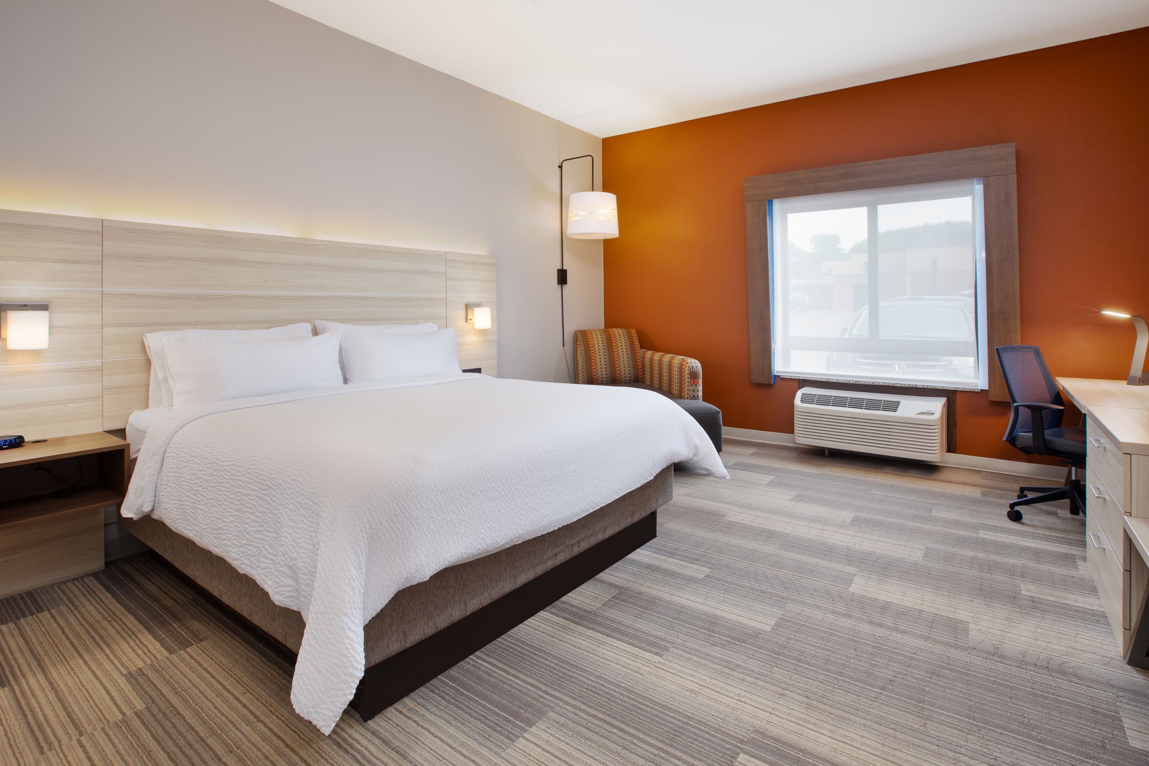 Holiday Inn Express & Suites Athens — 6
