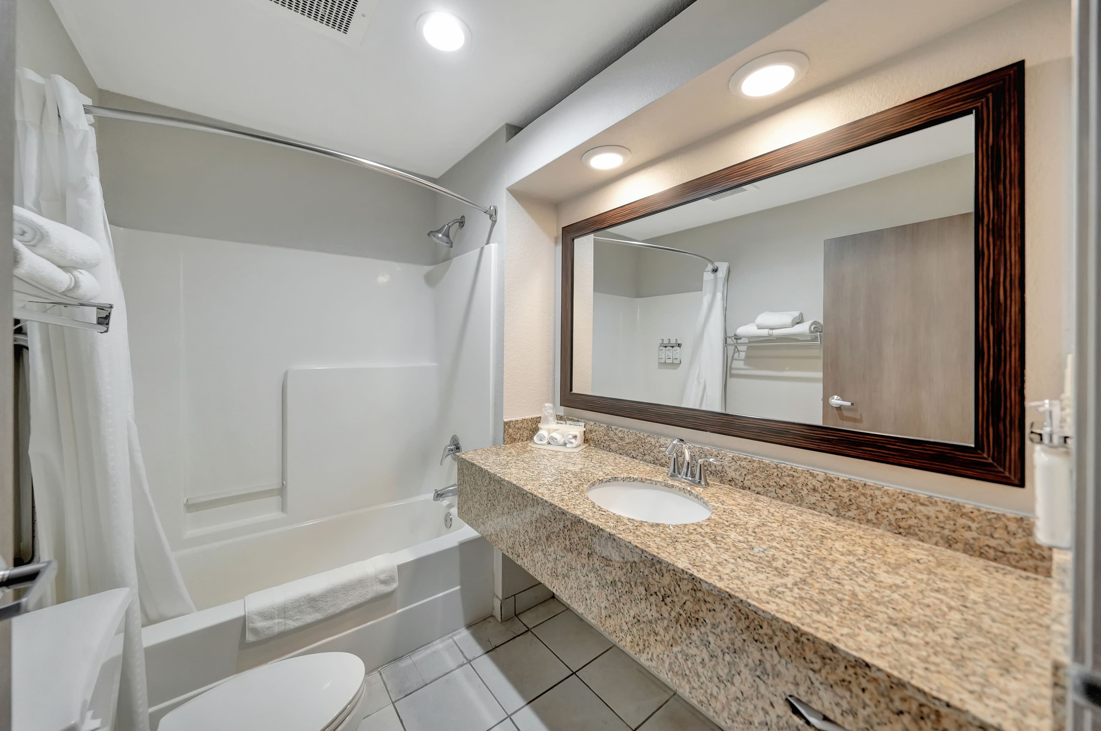 Holiday Inn Express & Suites Beatrice — 42