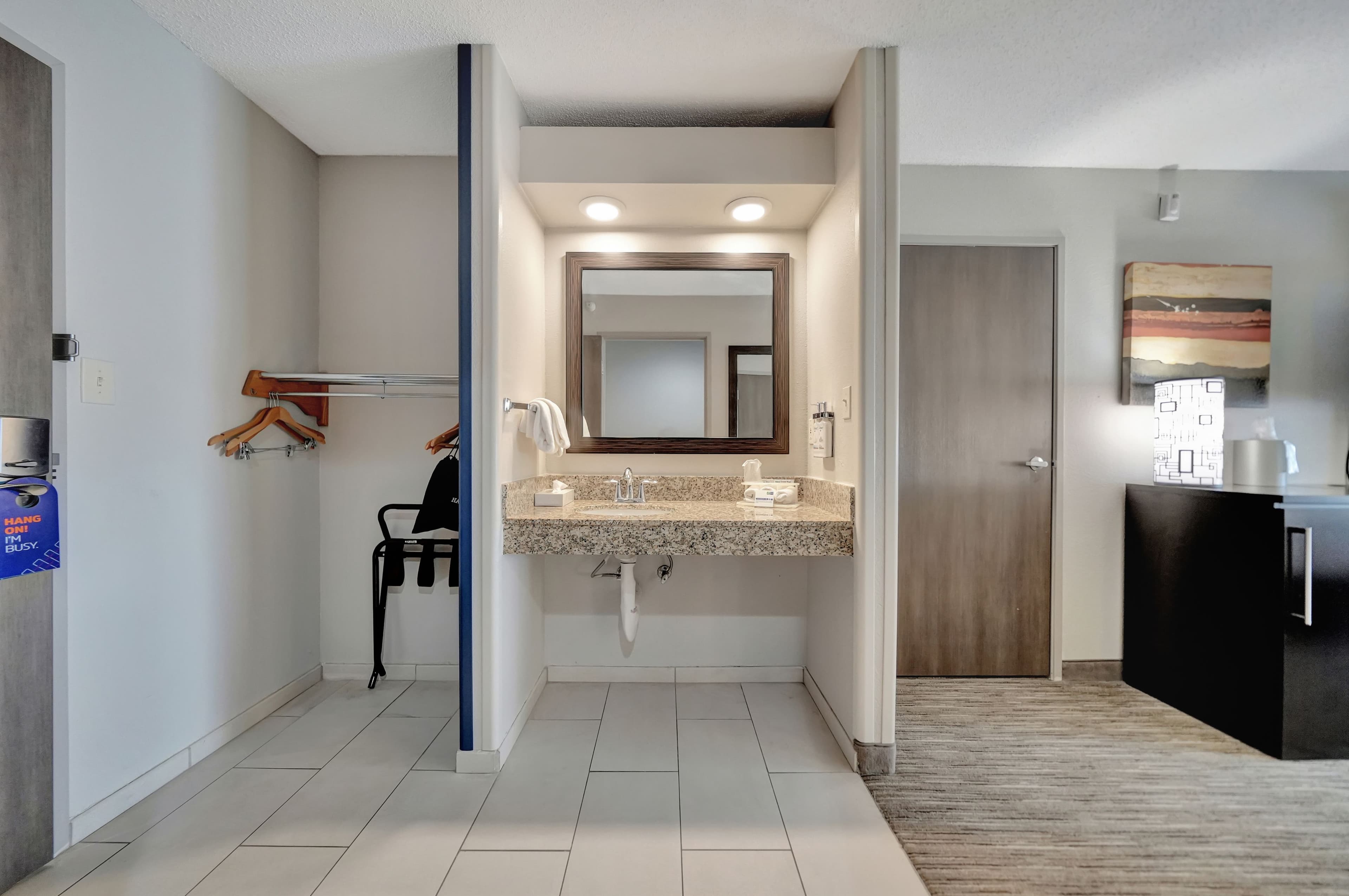 Holiday Inn Express & Suites Beatrice — 23