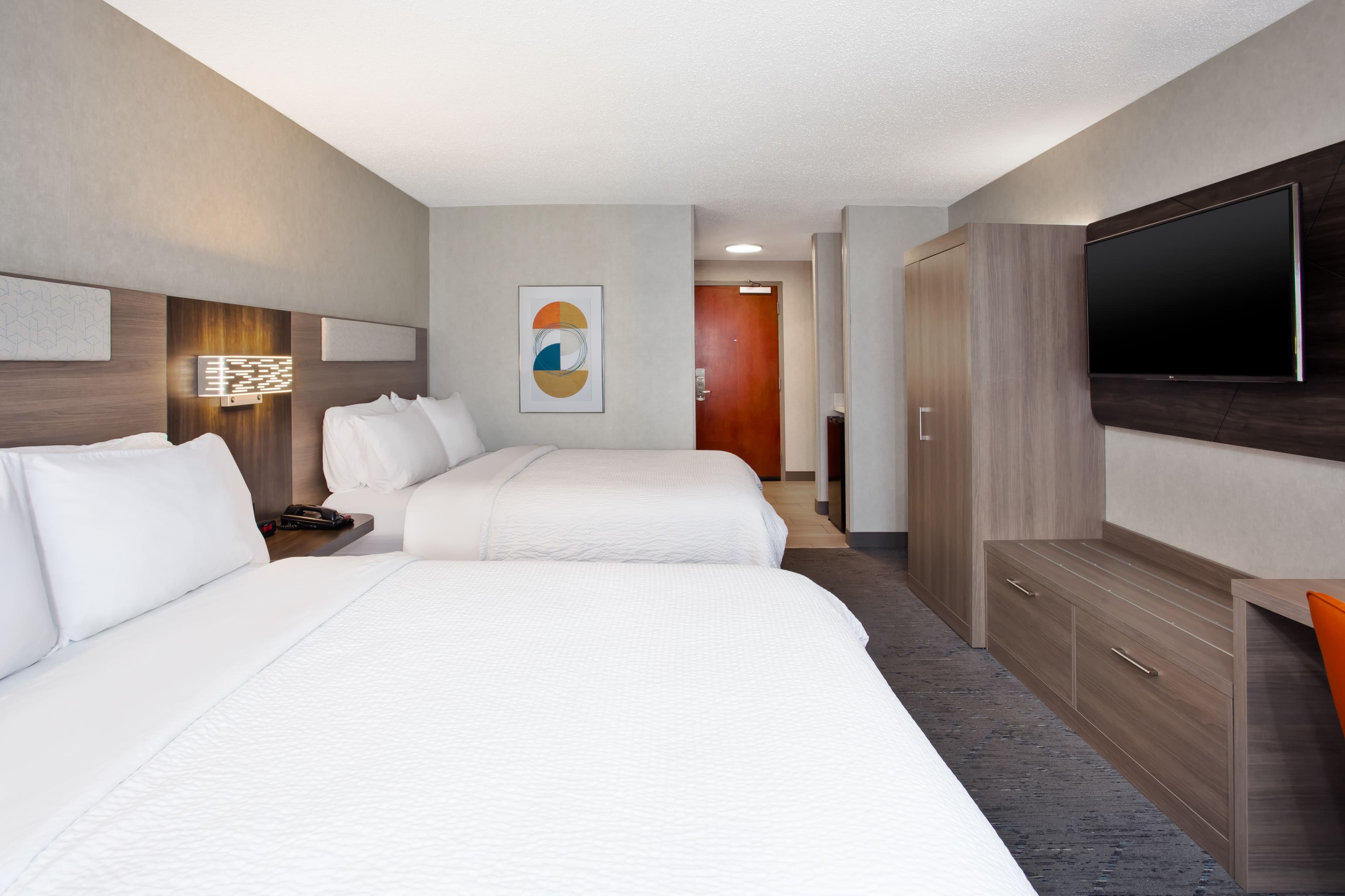 Holiday Inn Express & Suites Belleville (Airport Area) — 45