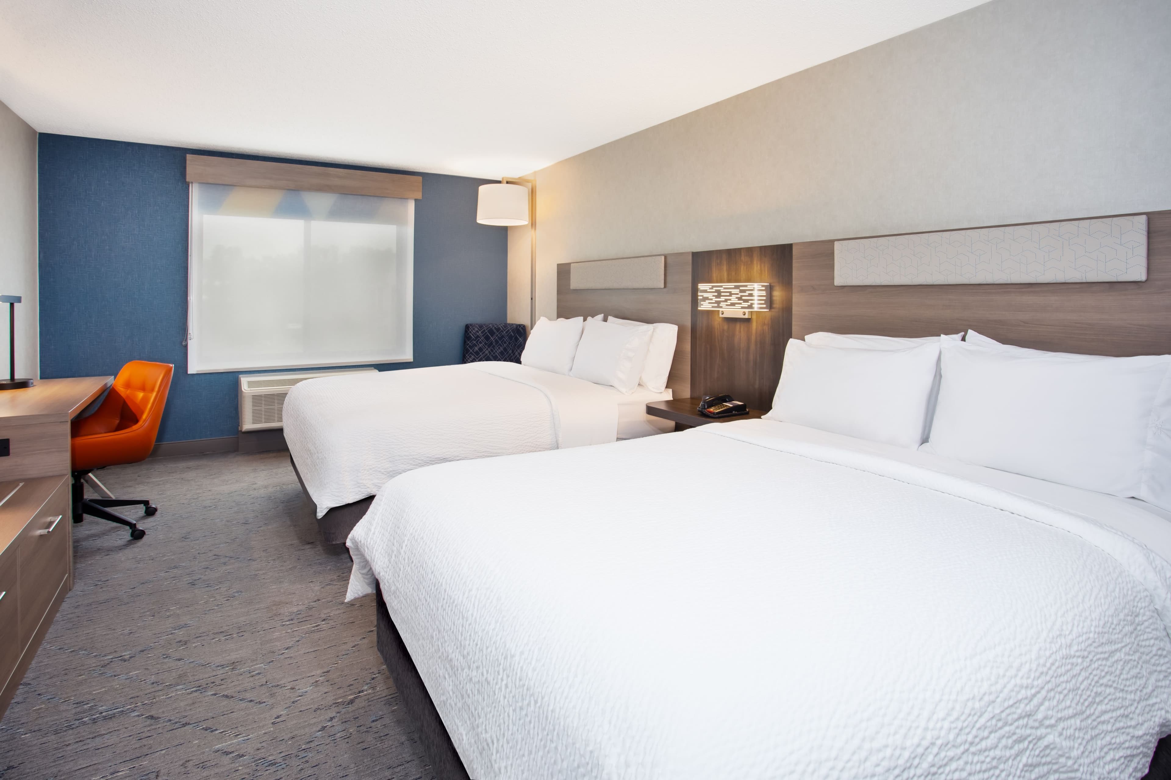 Holiday Inn Express & Suites Belleville (Airport Area) — 47