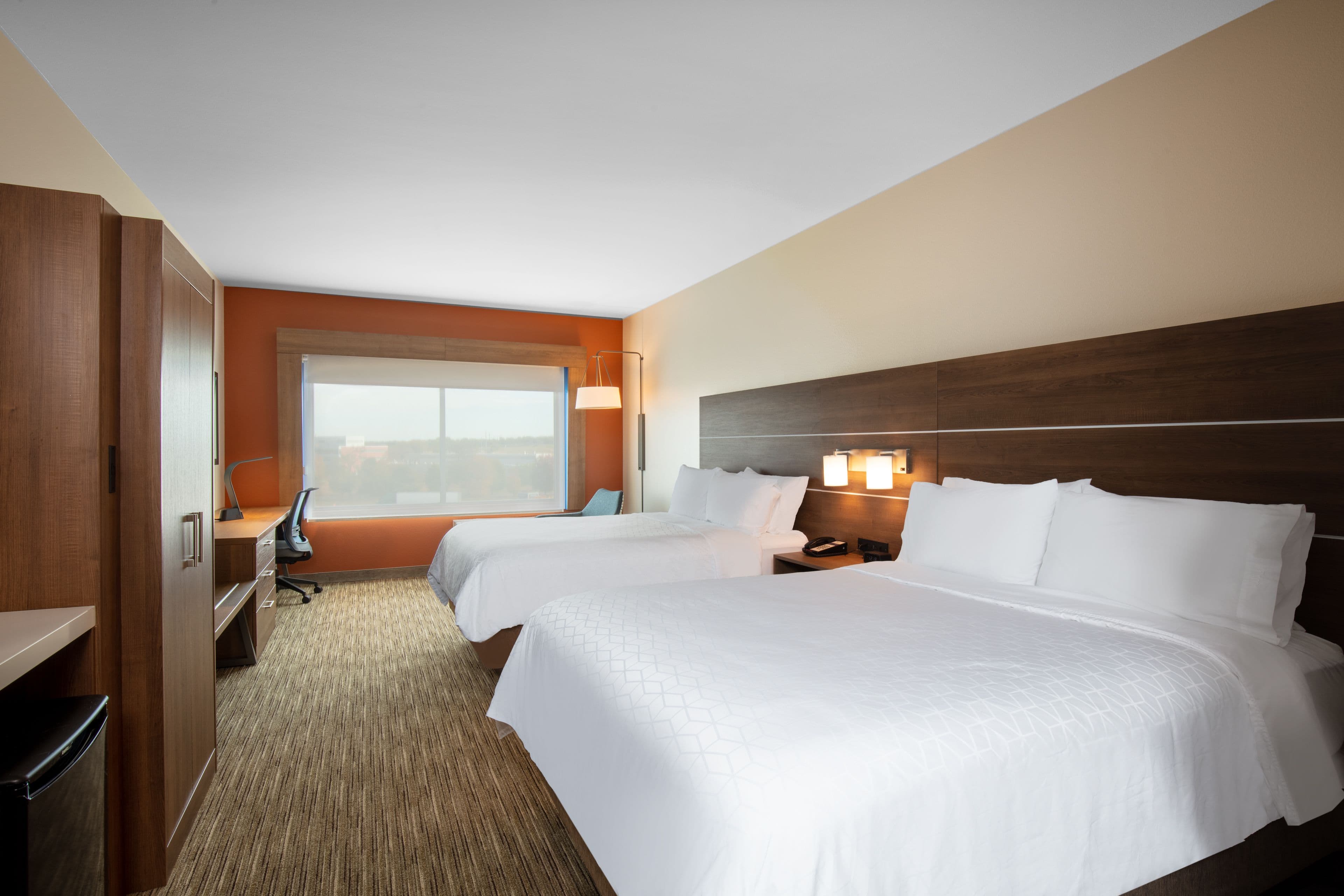 Holiday Inn Express & Suites Beloit — 35