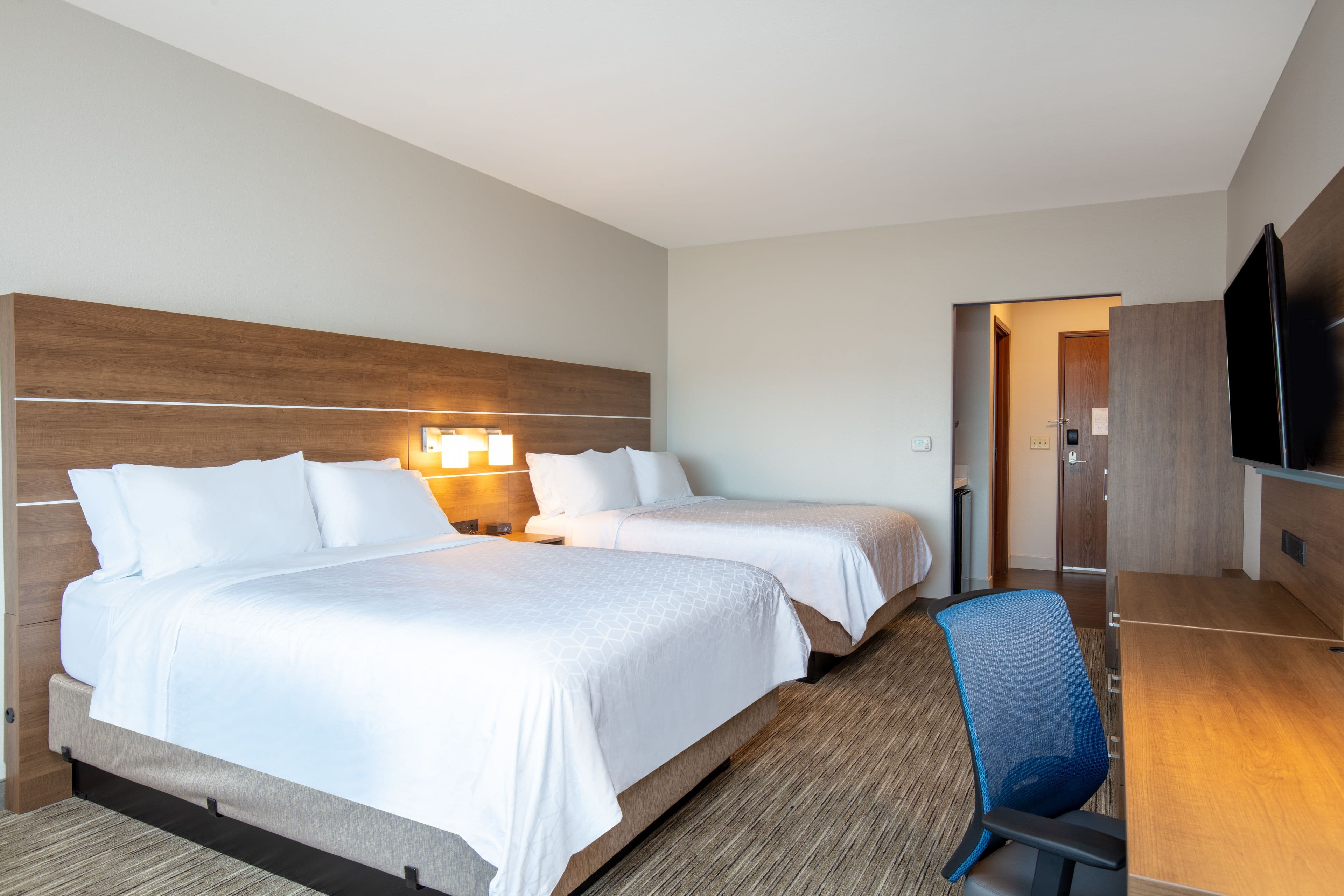 Holiday Inn Express & Suites Beloit — 62