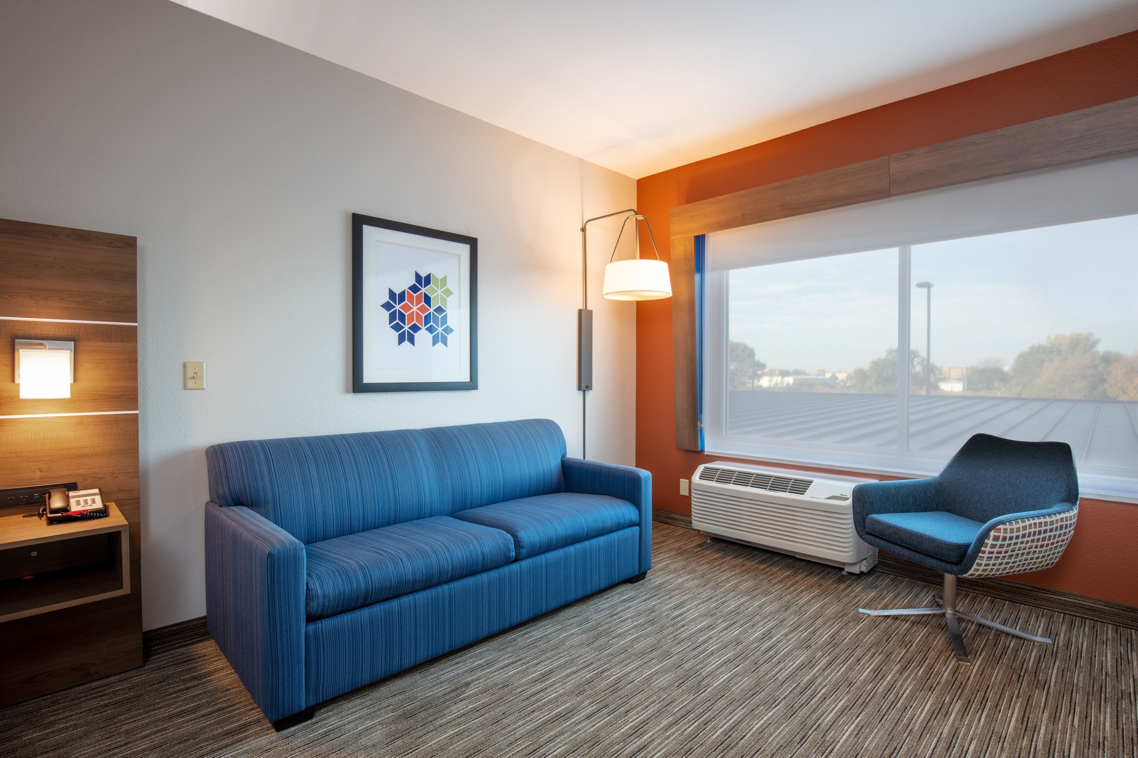 Holiday Inn Express & Suites Beloit — 55