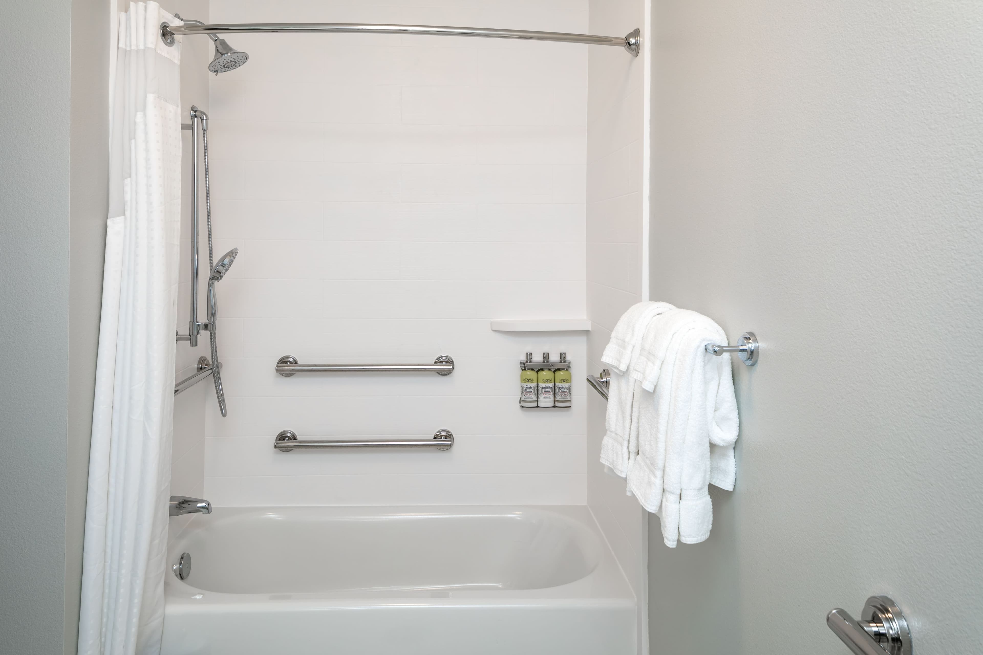 Holiday Inn Express & Suites Bend South — 29