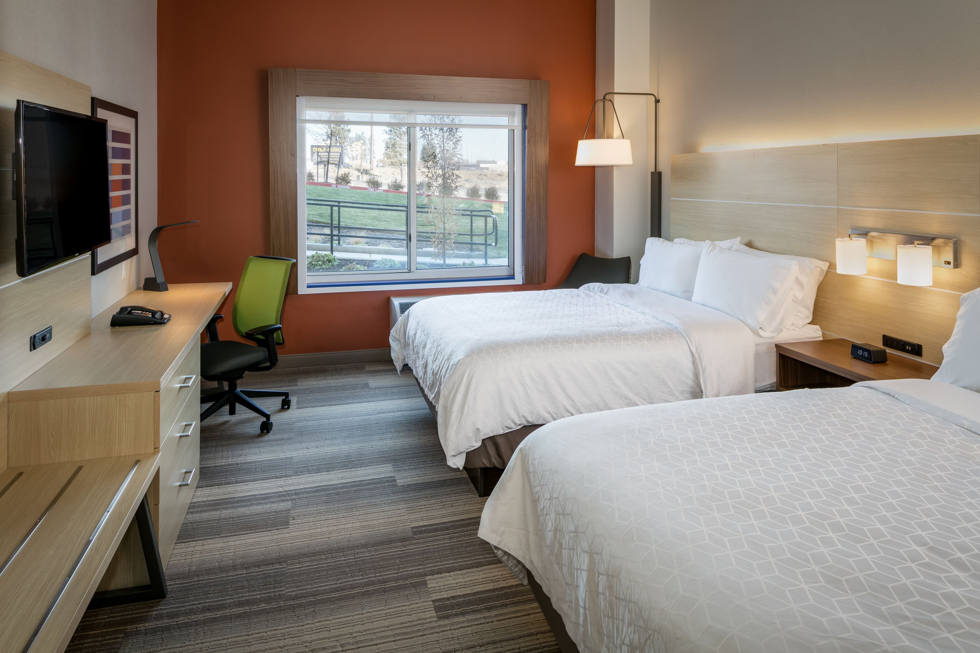 Holiday Inn Express & Suites Bend South — 33
