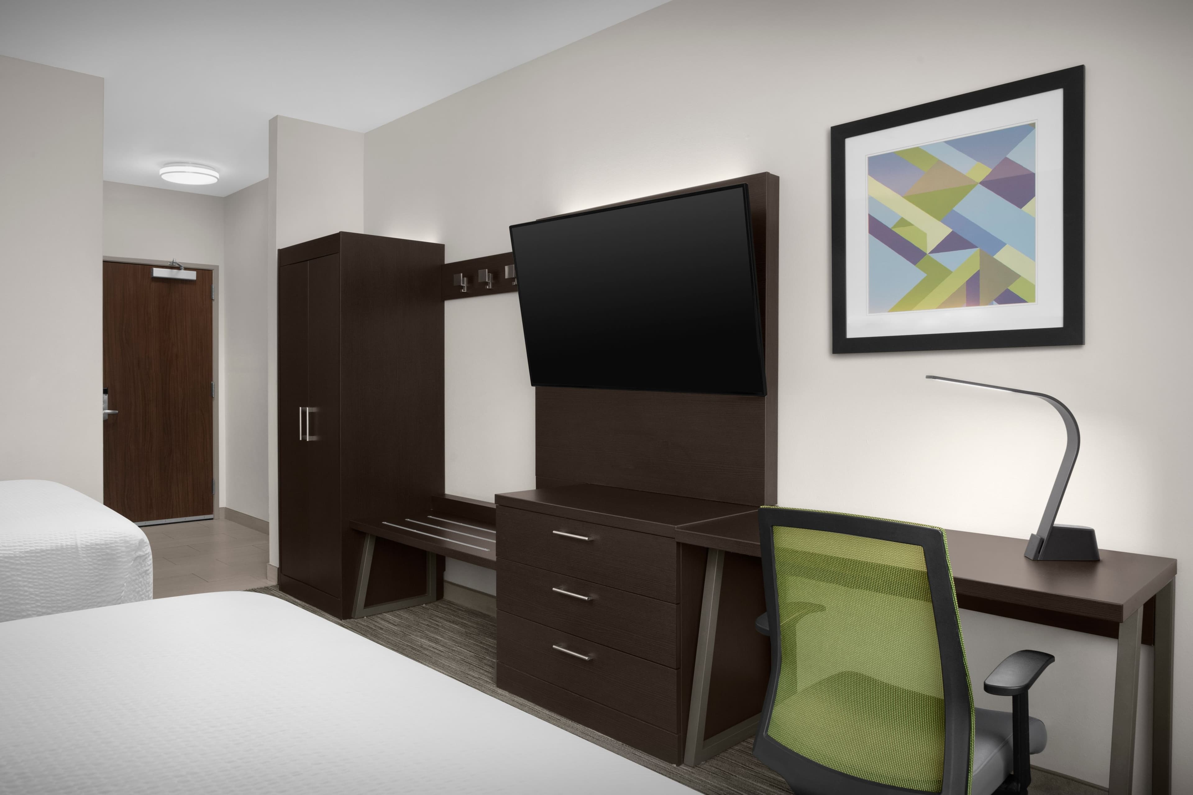 Holiday Inn Express & Suites Birmingham - Homewood — 15