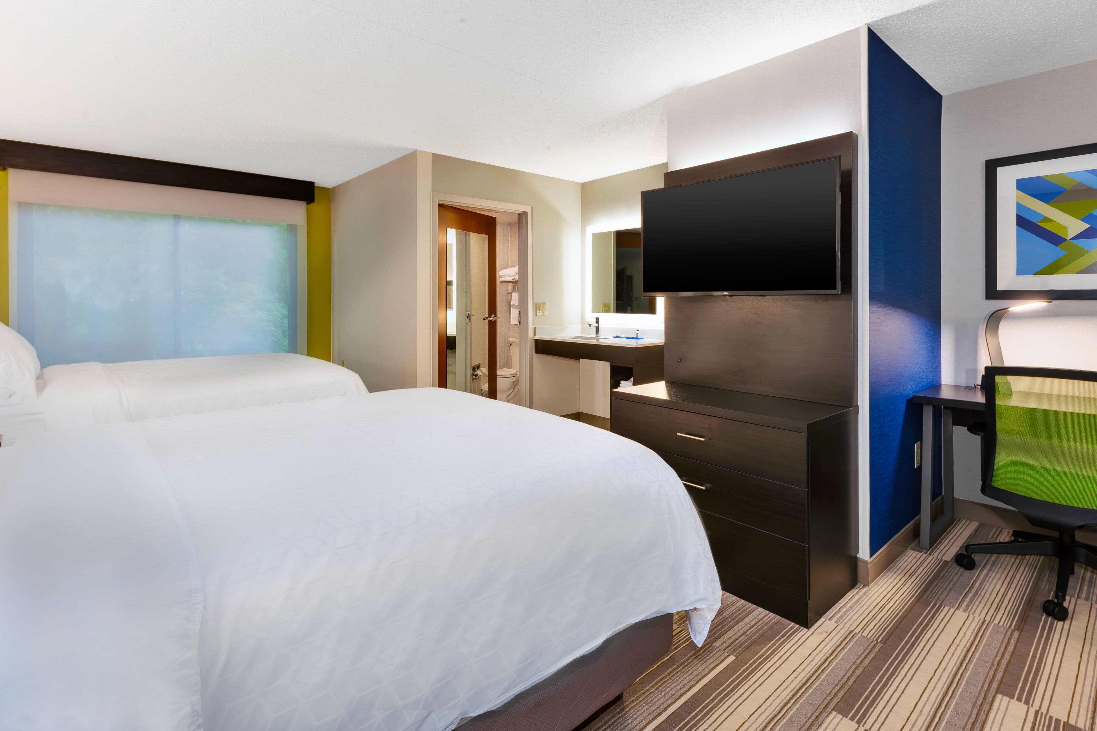 Holiday Inn Express & Suites Blacksburg - University Area — 6