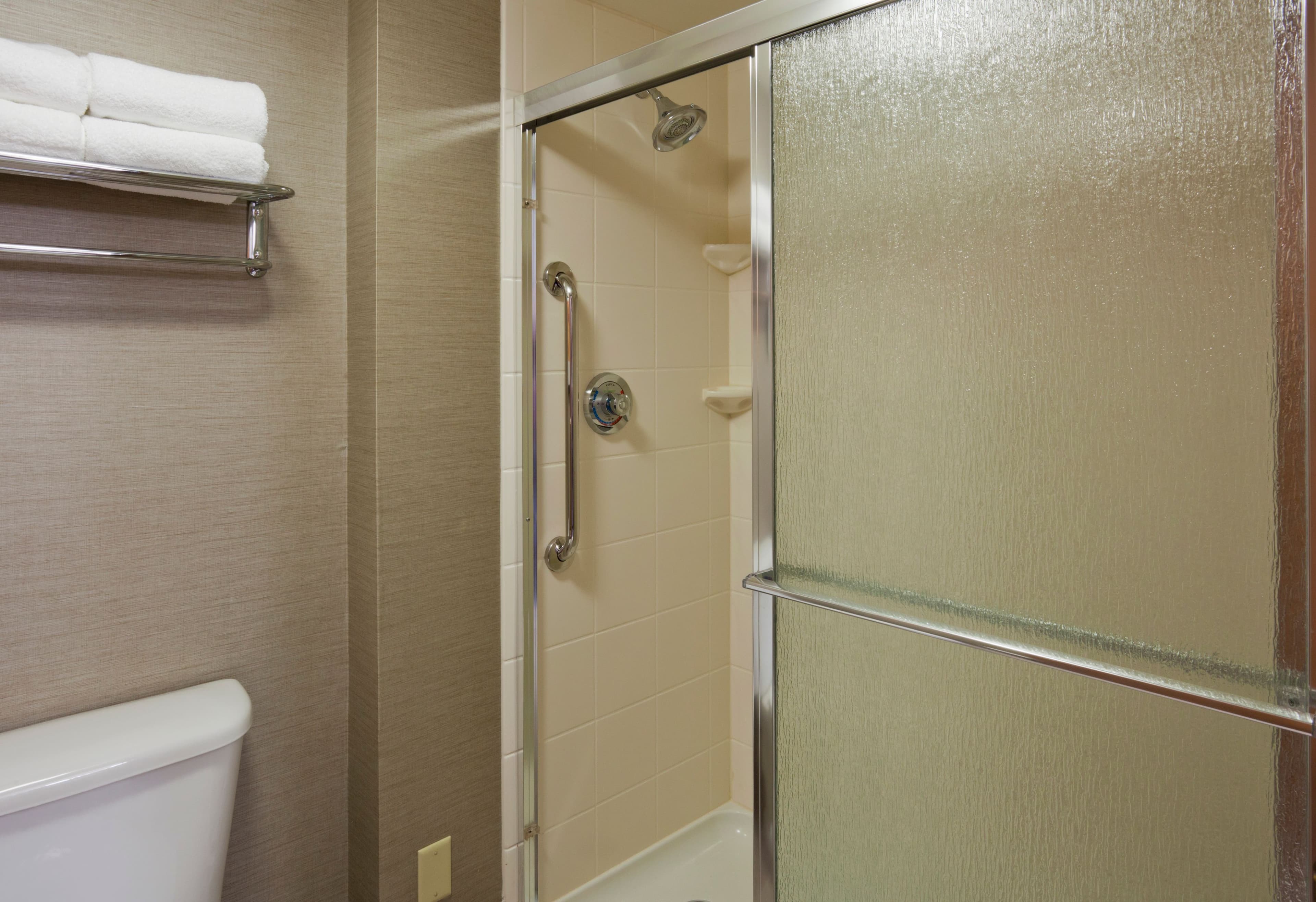 Holiday Inn Express & Suites Bloomington - MPLS Arpt Area W — 36