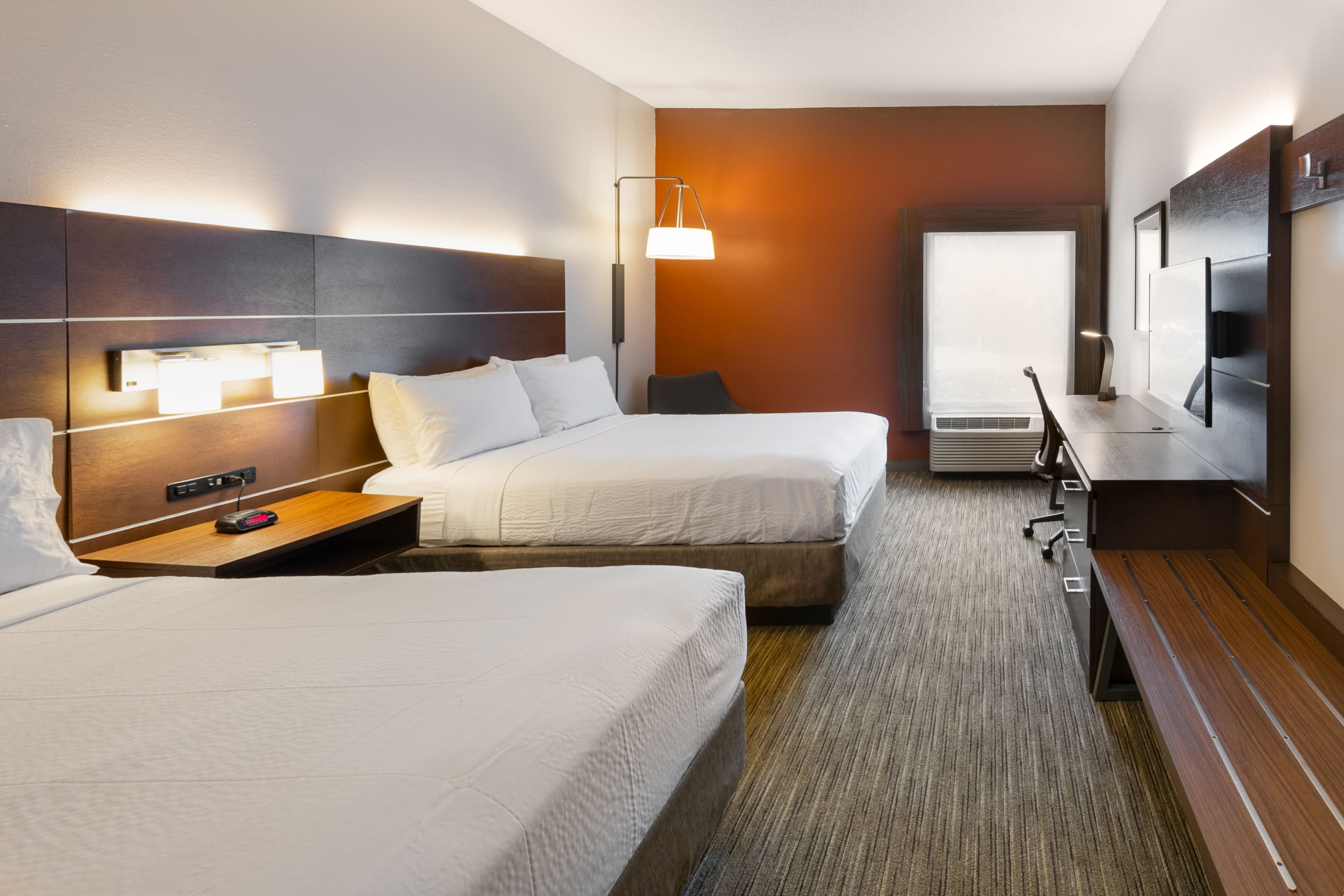 Holiday Inn Express & Suites Blythewood — 9