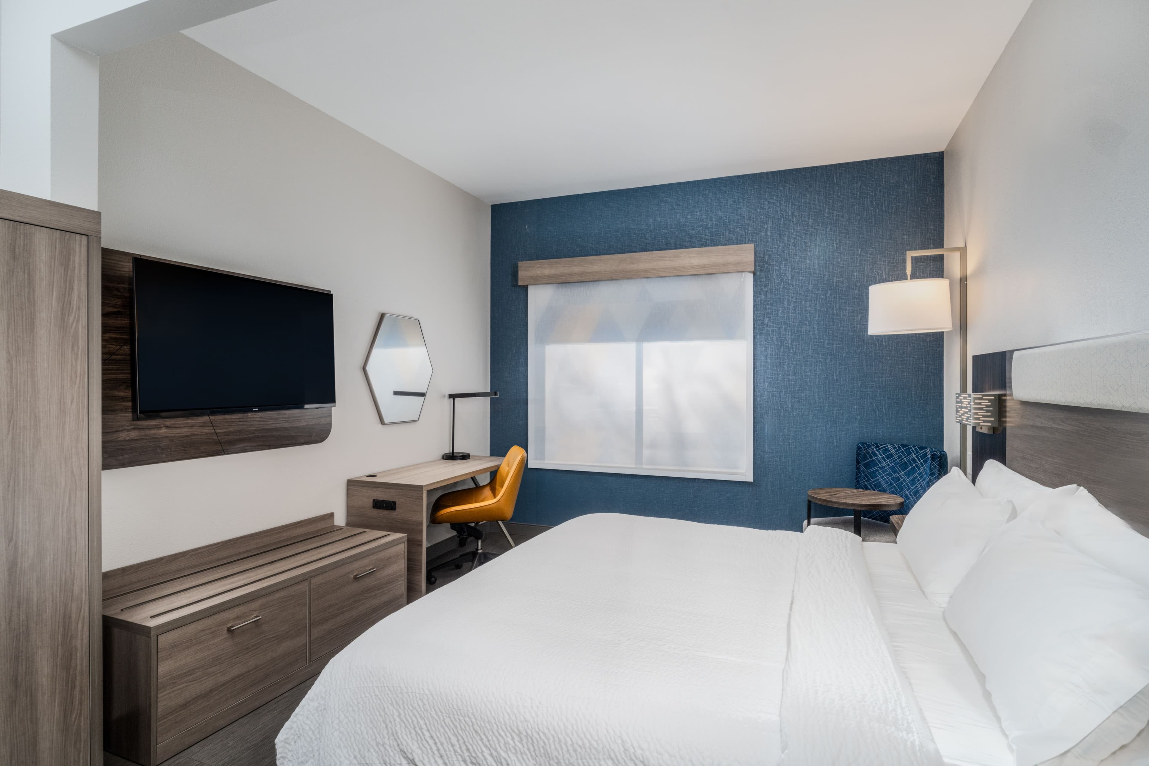 Holiday Inn Express & Suites Bozeman West — 13