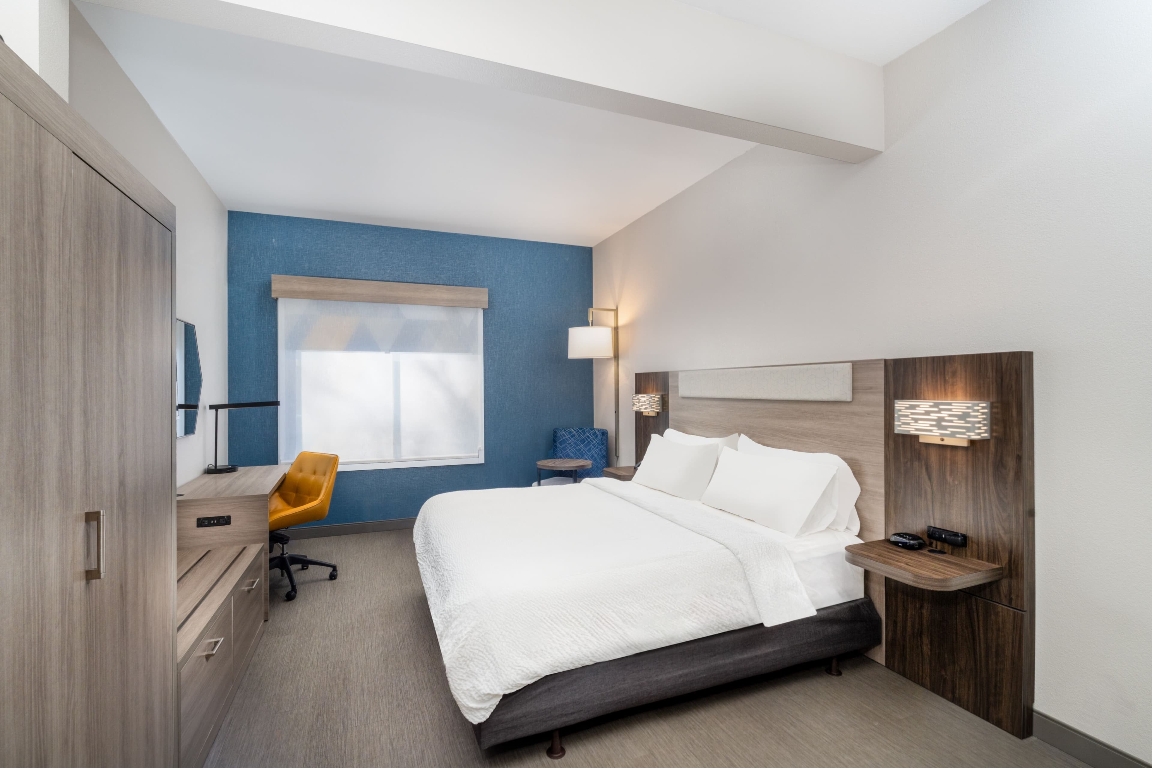 Holiday Inn Express & Suites Bozeman West — 14