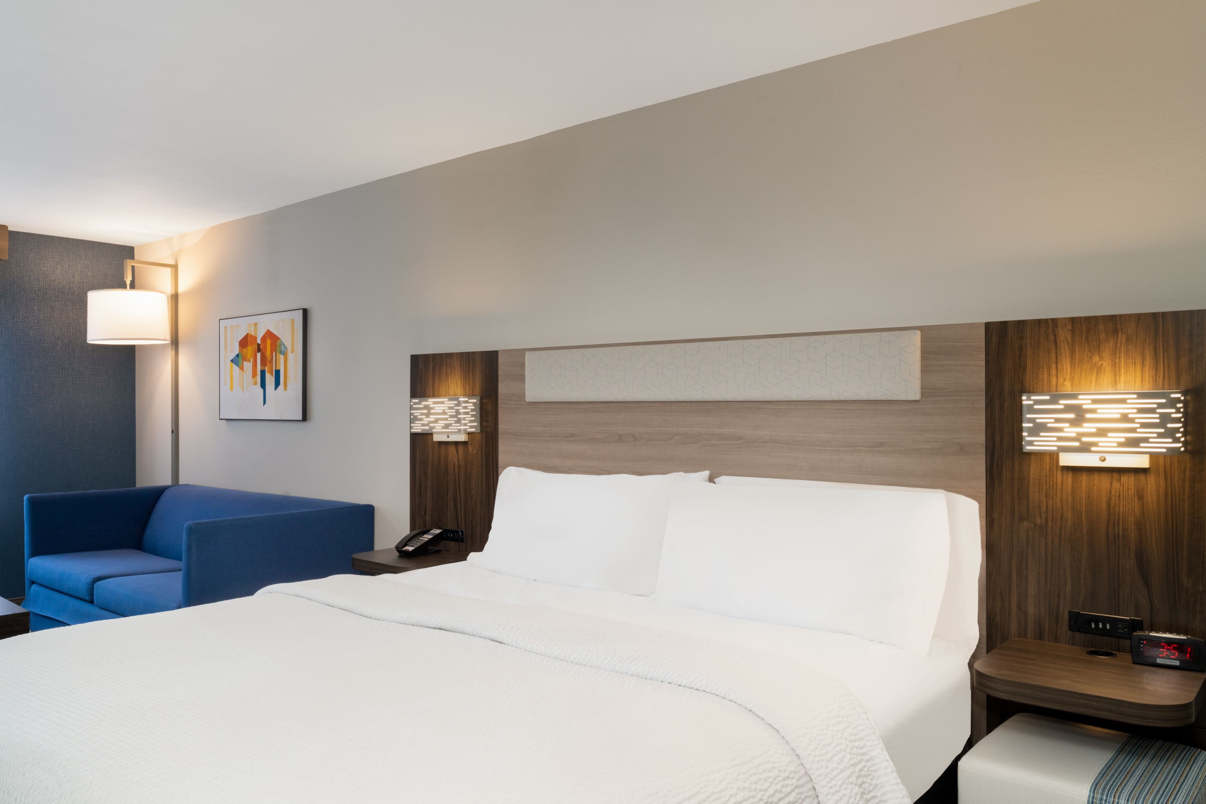 Holiday Inn Express & Suites Bozeman West — 6
