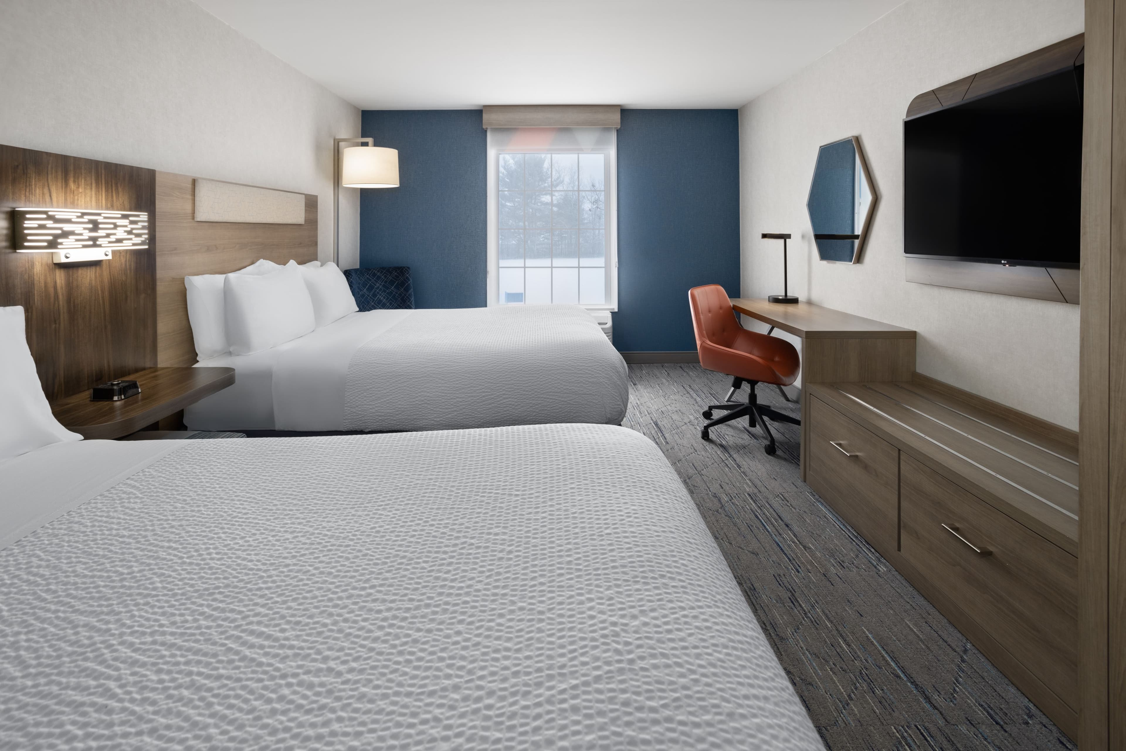 Holiday Inn Express & Suites Brattleboro — 19